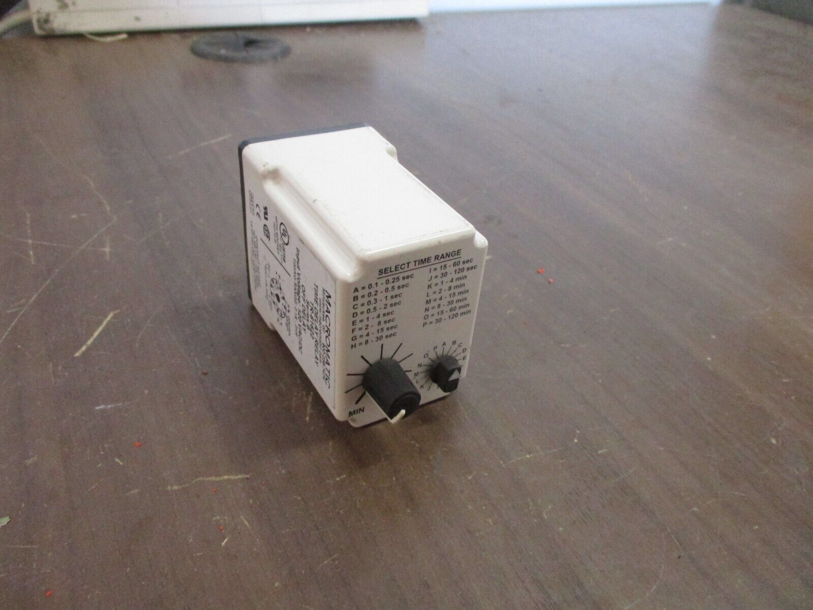 Macromatic Time Delay Relay TR-61622 Ser. B Off Delay 120V Range: 0.1s-2Hr Used