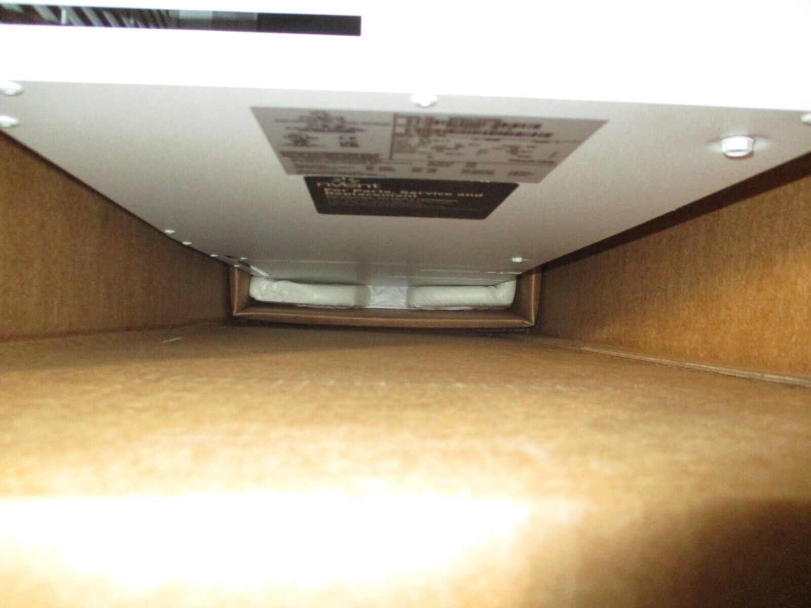 nVent Hoffmann Enclosure Air Conditioner G280416G050 3800/4000 BTU 115V 1Ph