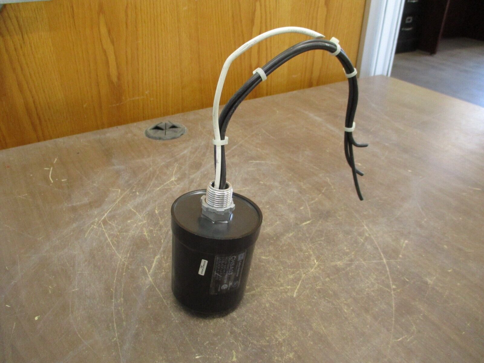 Cutler-Hammer Lightning Arrester CHSA03 MCOV 600VAC Used