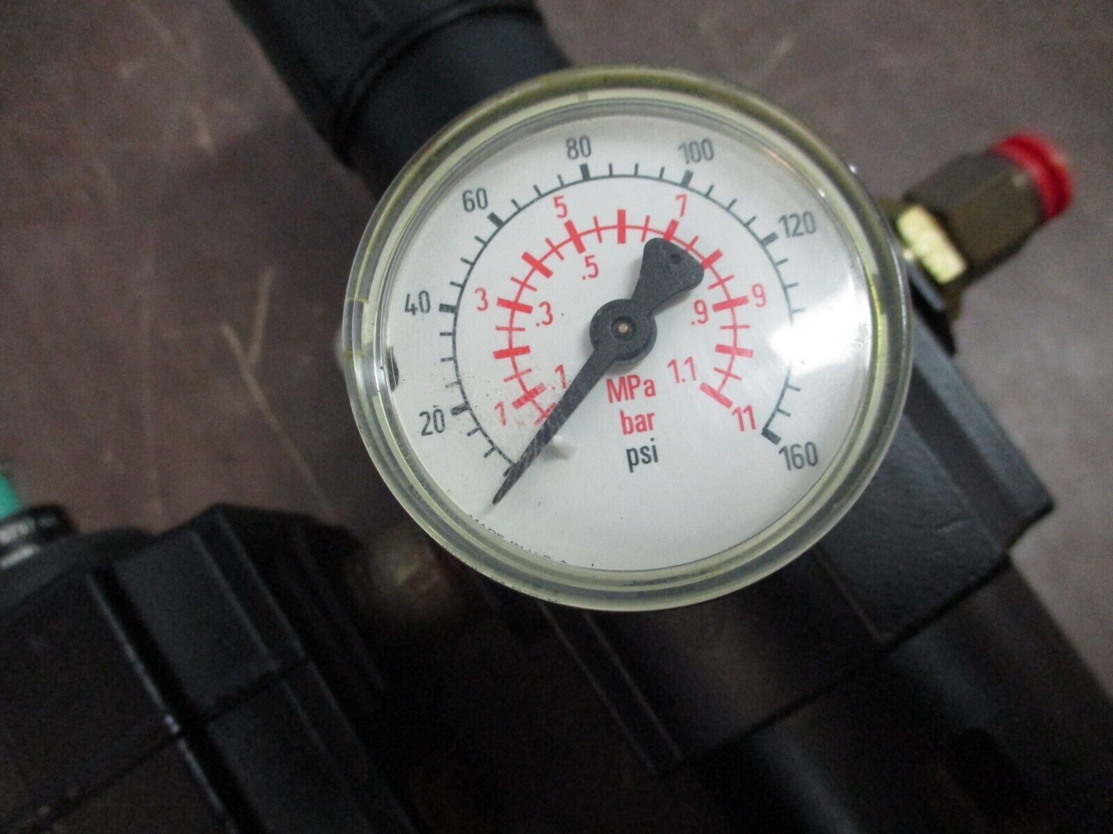 Speedaire Filter Regulator 4ZL01 / 4ZL46 160PSIG Used