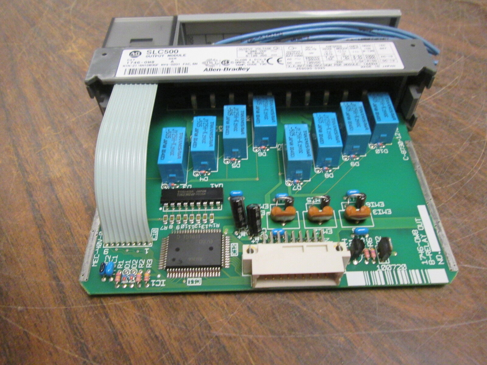 Allen-Bradley SLC 500 Output Module 1746-OW8 Ser. A Used