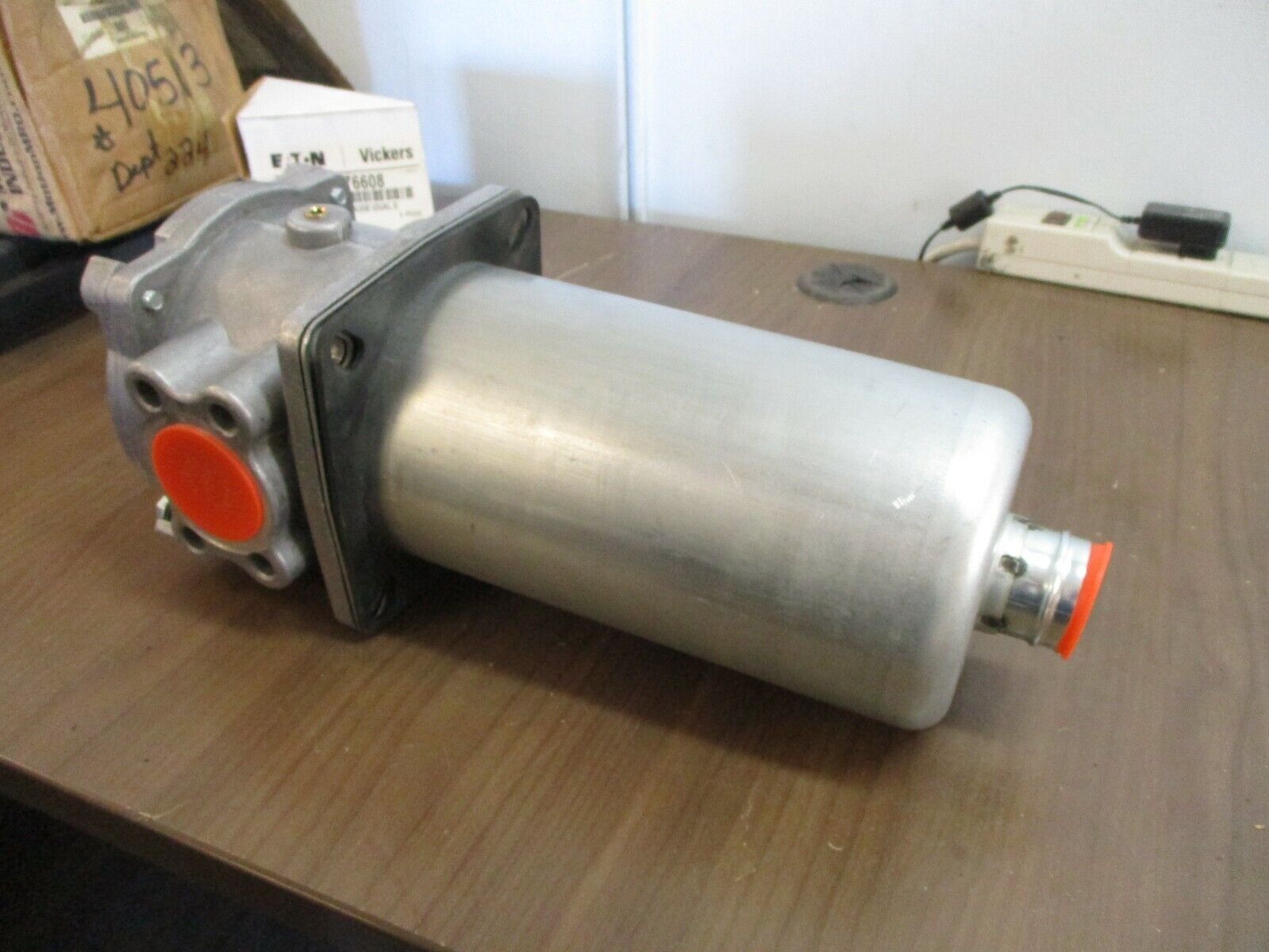 Eaton Vickers Filter HF4RT1SD343NBC10 New Surplus