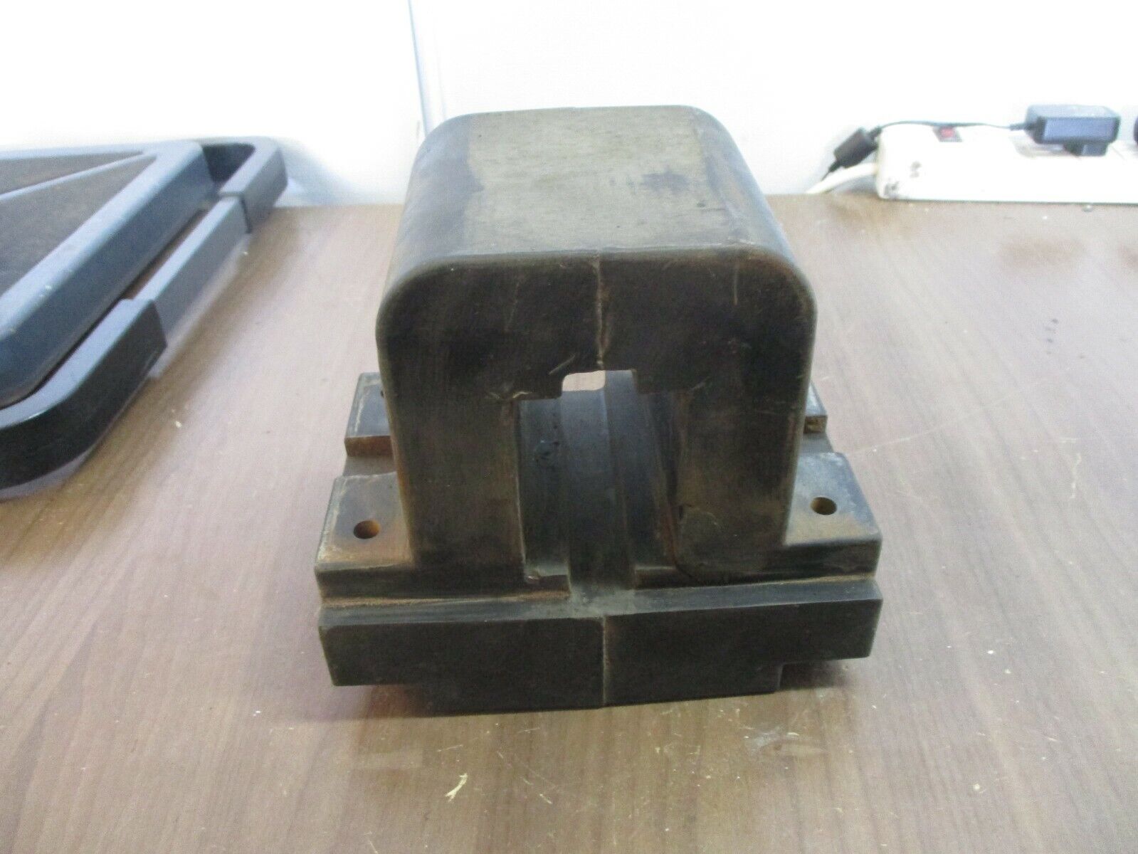 Furnas Magnetic Coil D72274 110/125VDC *Chipped Corner* Used