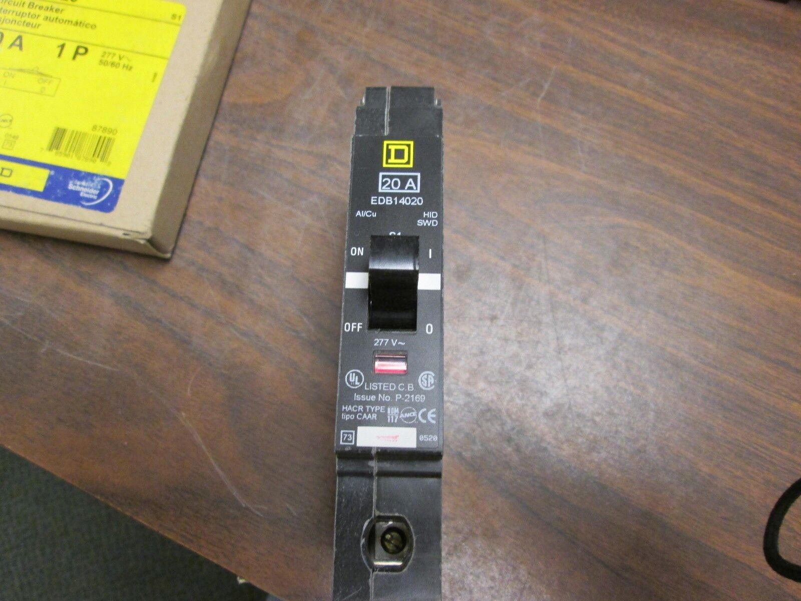 Square D Circuit Breaker EDB14020 20A 1P 277V 50/60Hz New Surplus