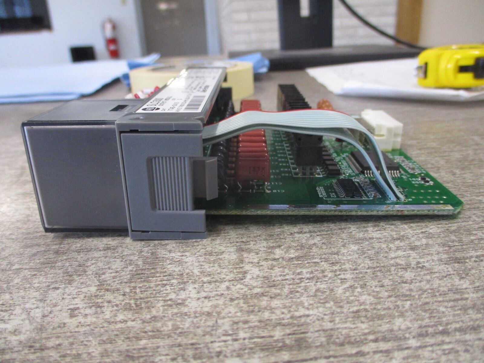 Allen- Bradley SLC 500 Output Module 1746-OA16 Ser. D 85-265 VAC Used
