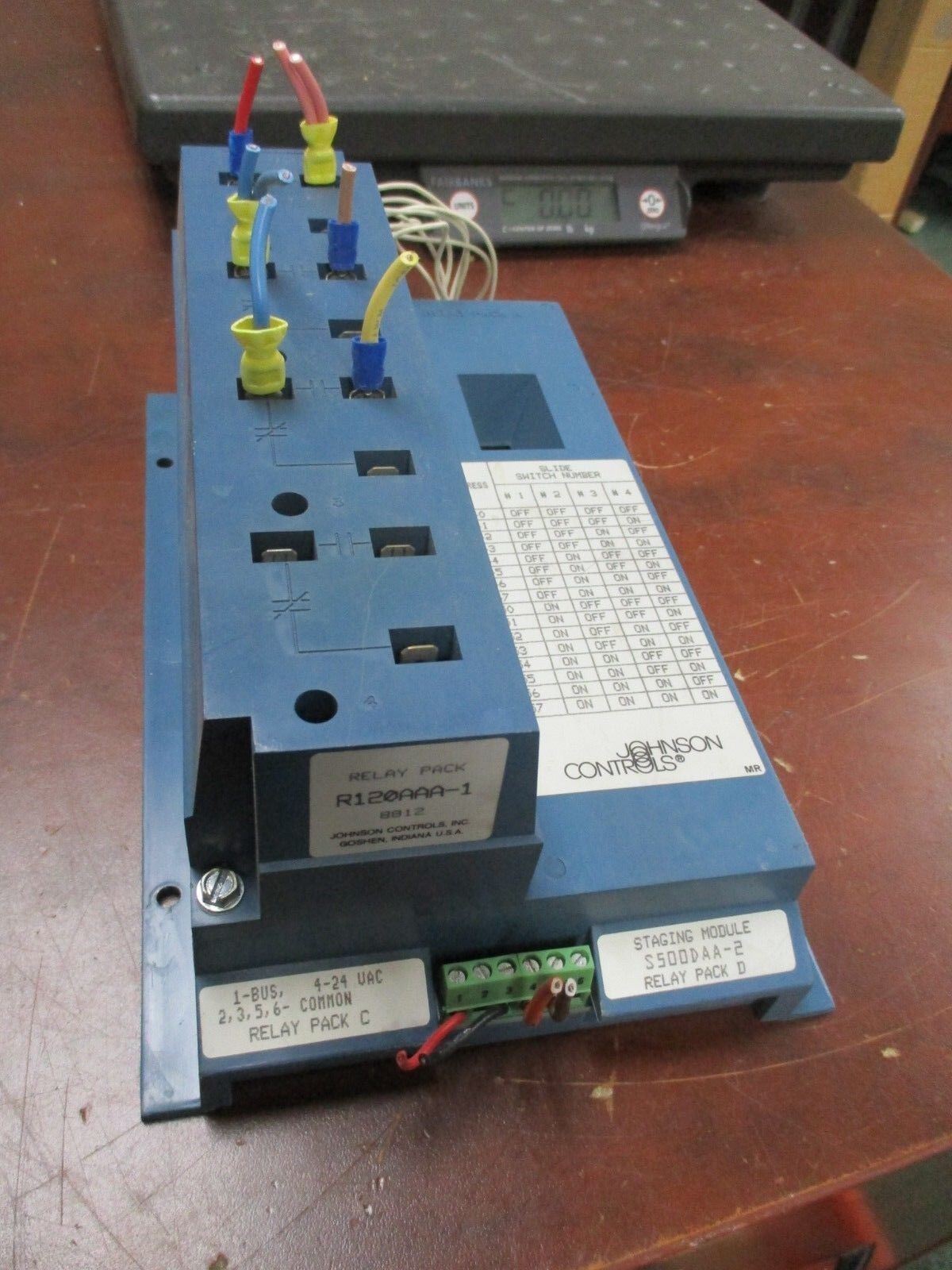 Johnson Controls Staging Module w/ Relay Pack S500DAA-2 Rev. D R120AAA-1 Pack