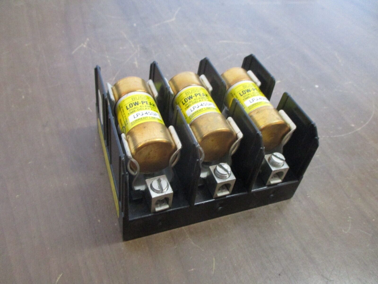 Buss Fuseholder J60060-3C 60A 600V 3P w/ (3) 45A Fuses Used