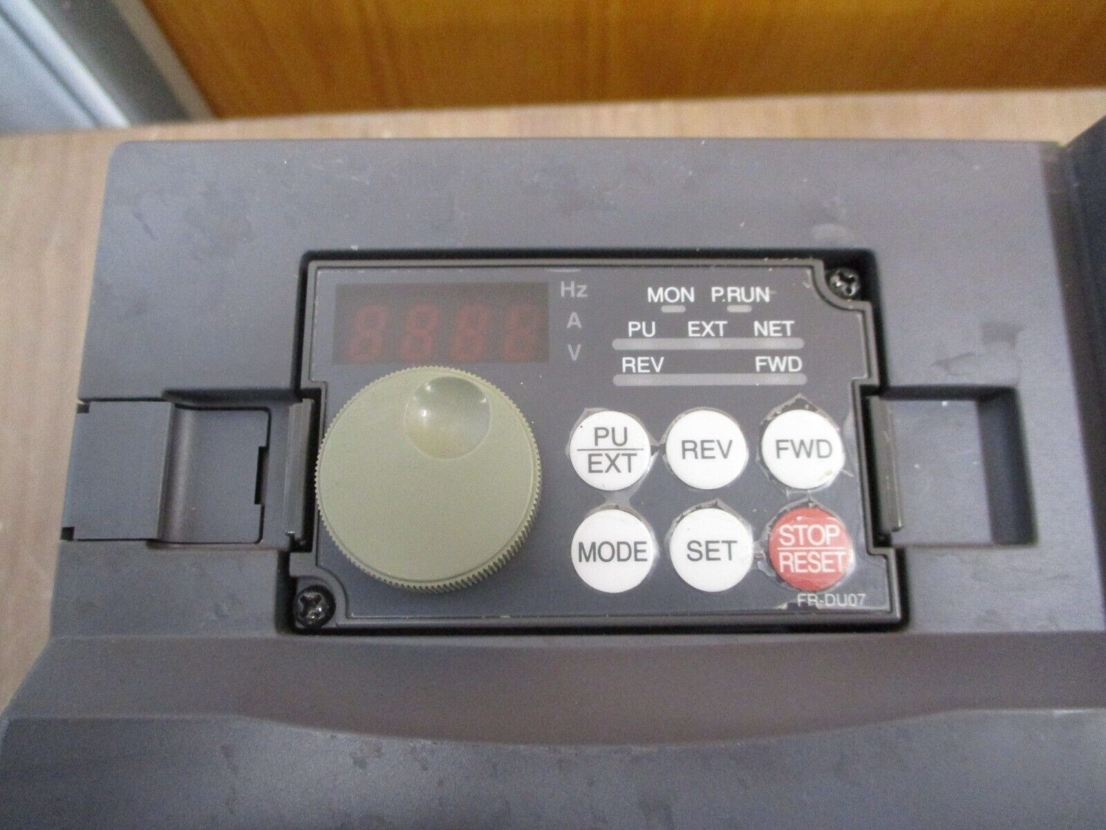 Mitsubishi F700 AC Drive FR-F740-00470-NA 30HP 3Ph w/ Keypad Used