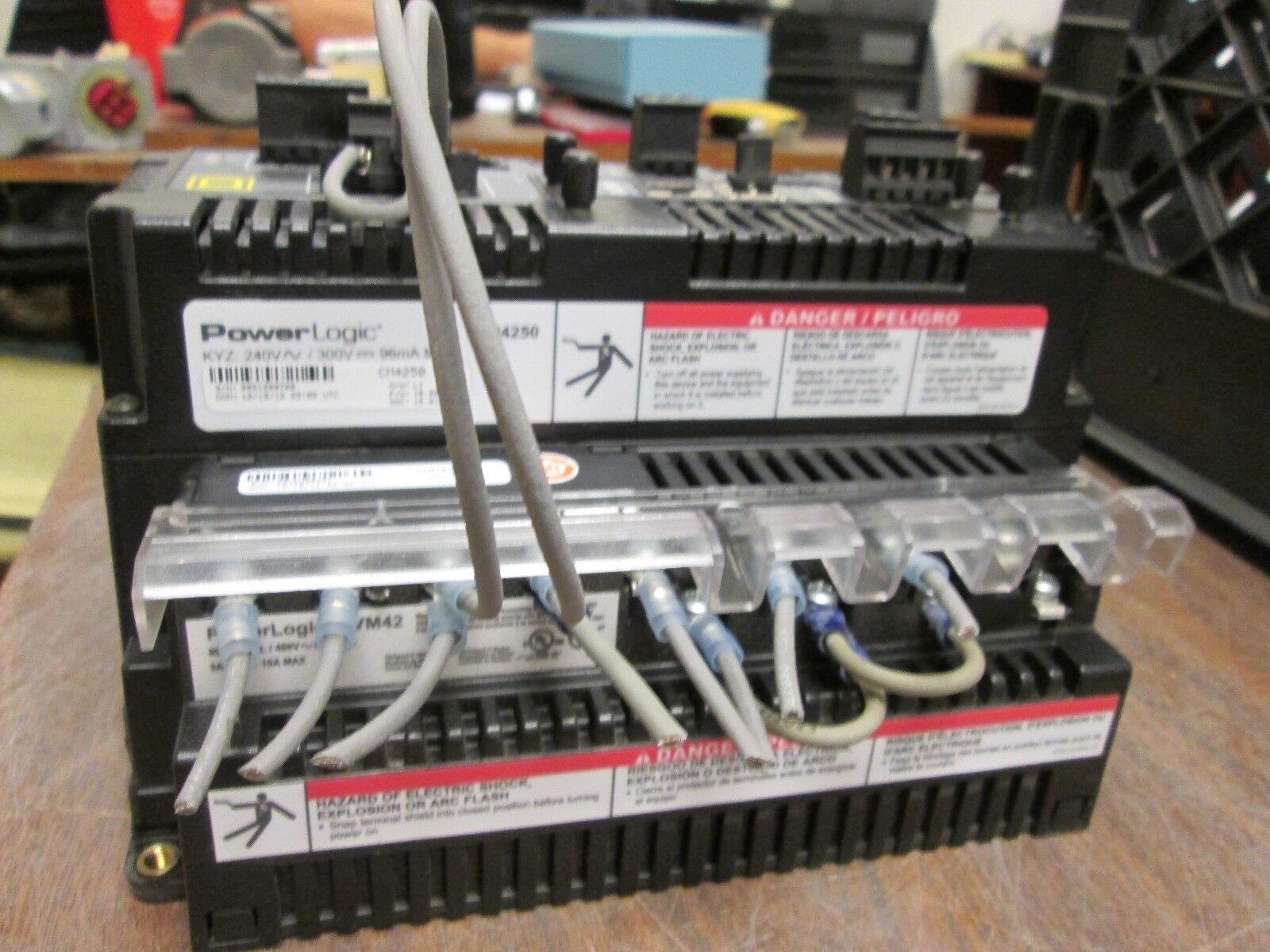Square D PowerLogic Circuit Monitor CM4250 240/300V 96mA w/ CVM42 Used