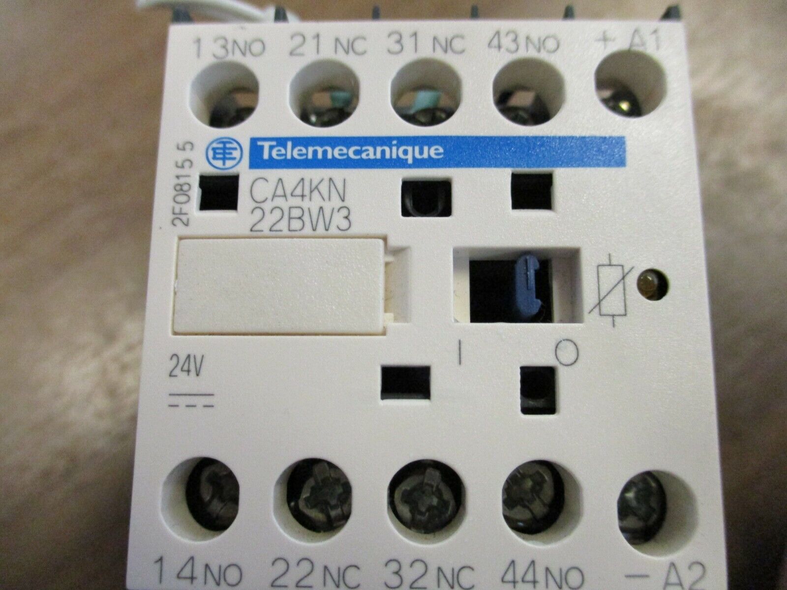 Telemcanique Contactor CA4KN 22BW3 24VDC Coil Used