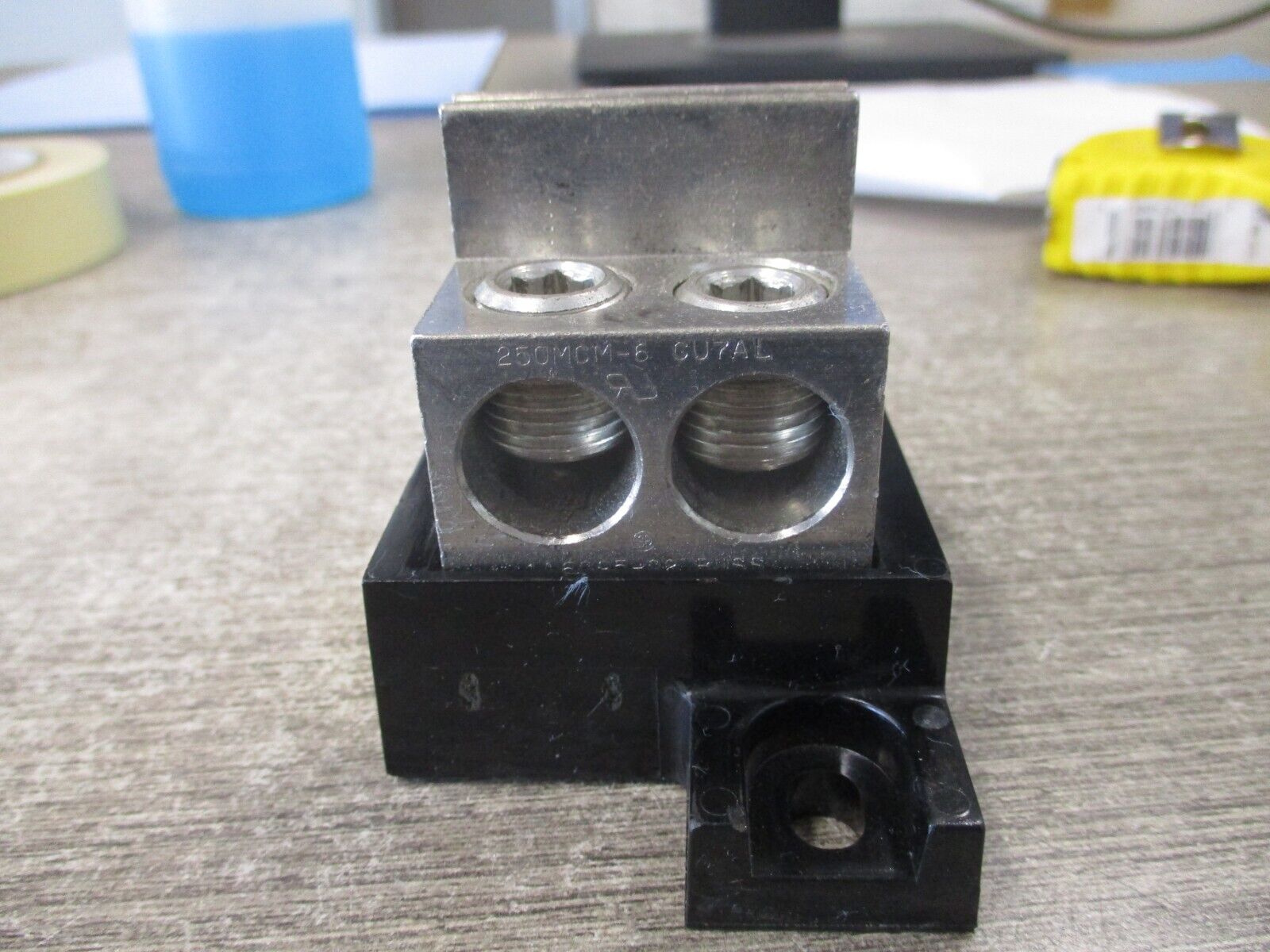 Buss Single Fuse Block 1BS103 400A 600V Used