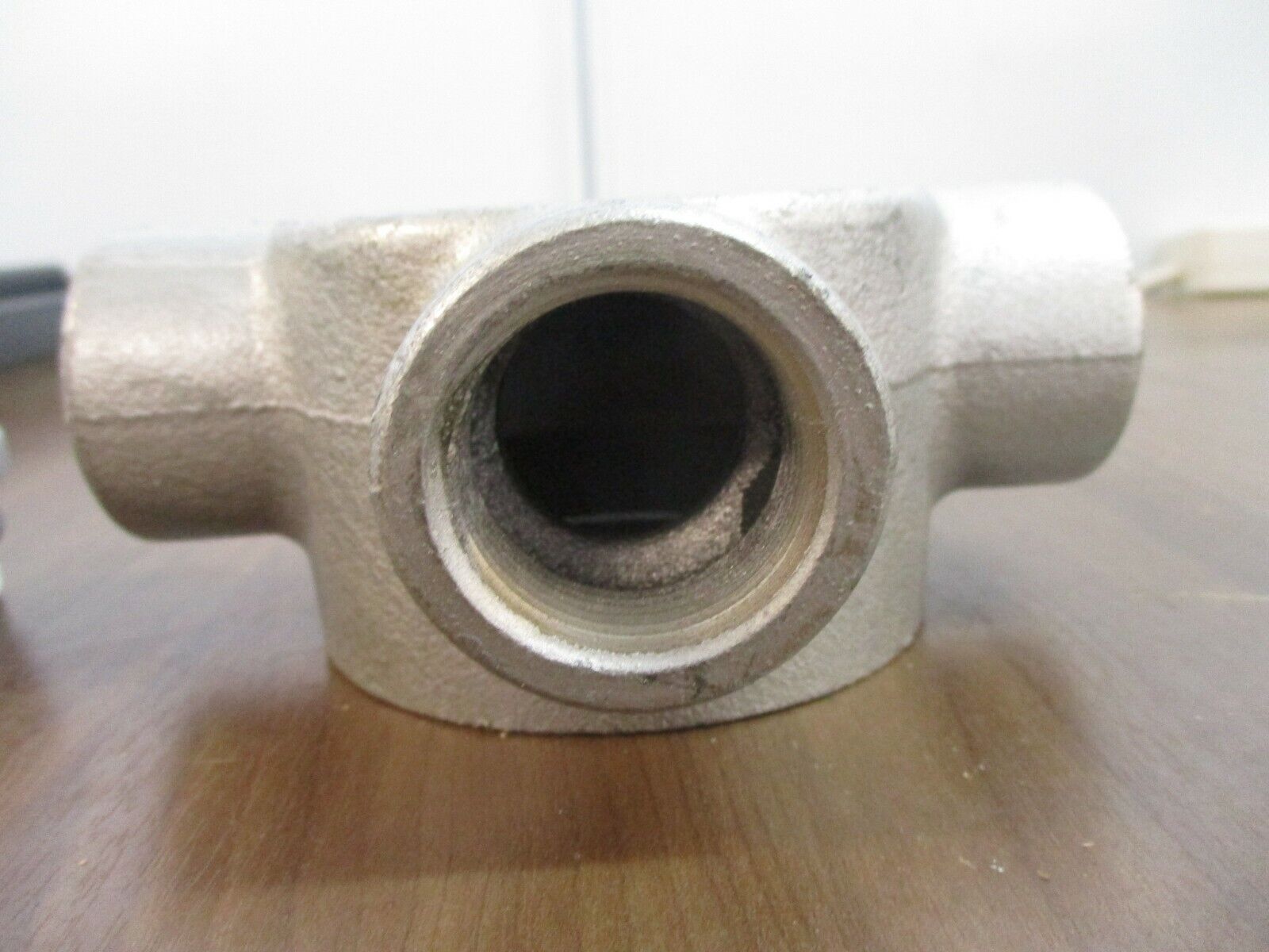 Cooper Crouse-Hinds Condulet Conduit Outlet Box w/ Cover GUAT36 Size: 1"