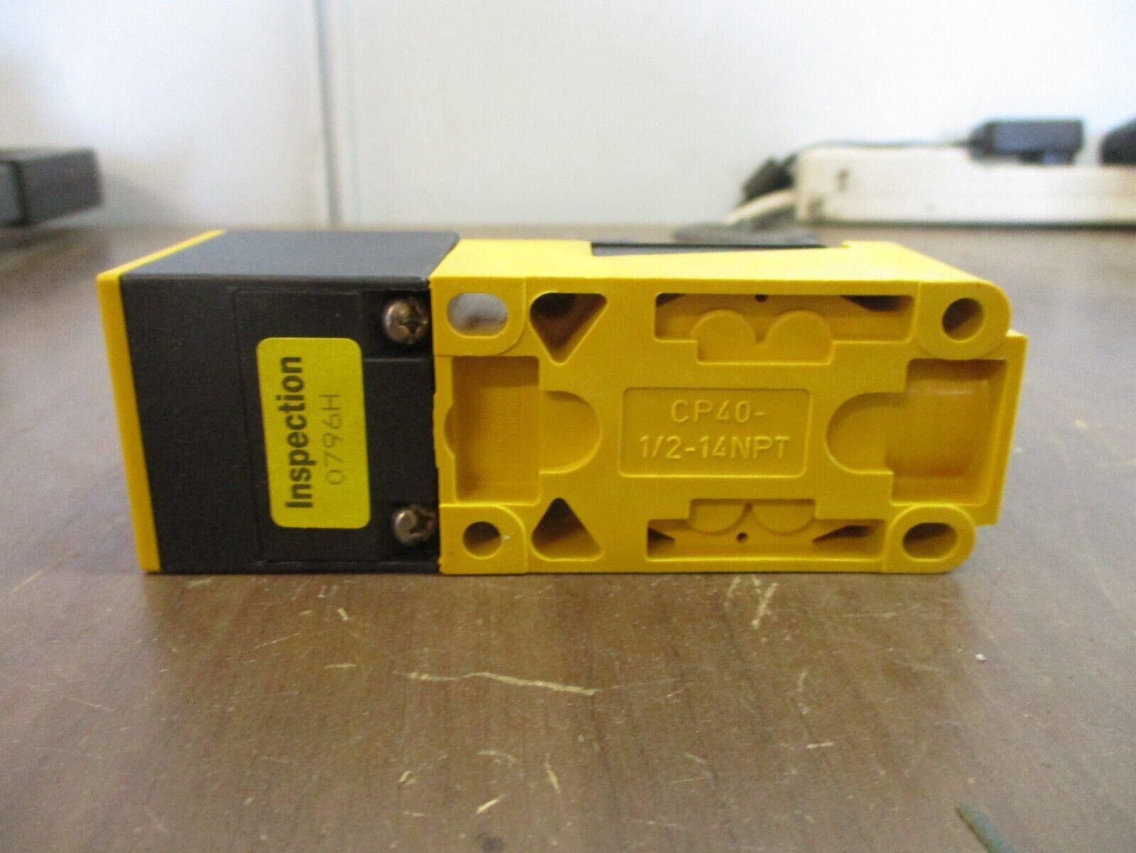 Turck Combi Prex Proximity Sensor BC20-CP40-VN4X2 10-65VDC 200mA New Surplus