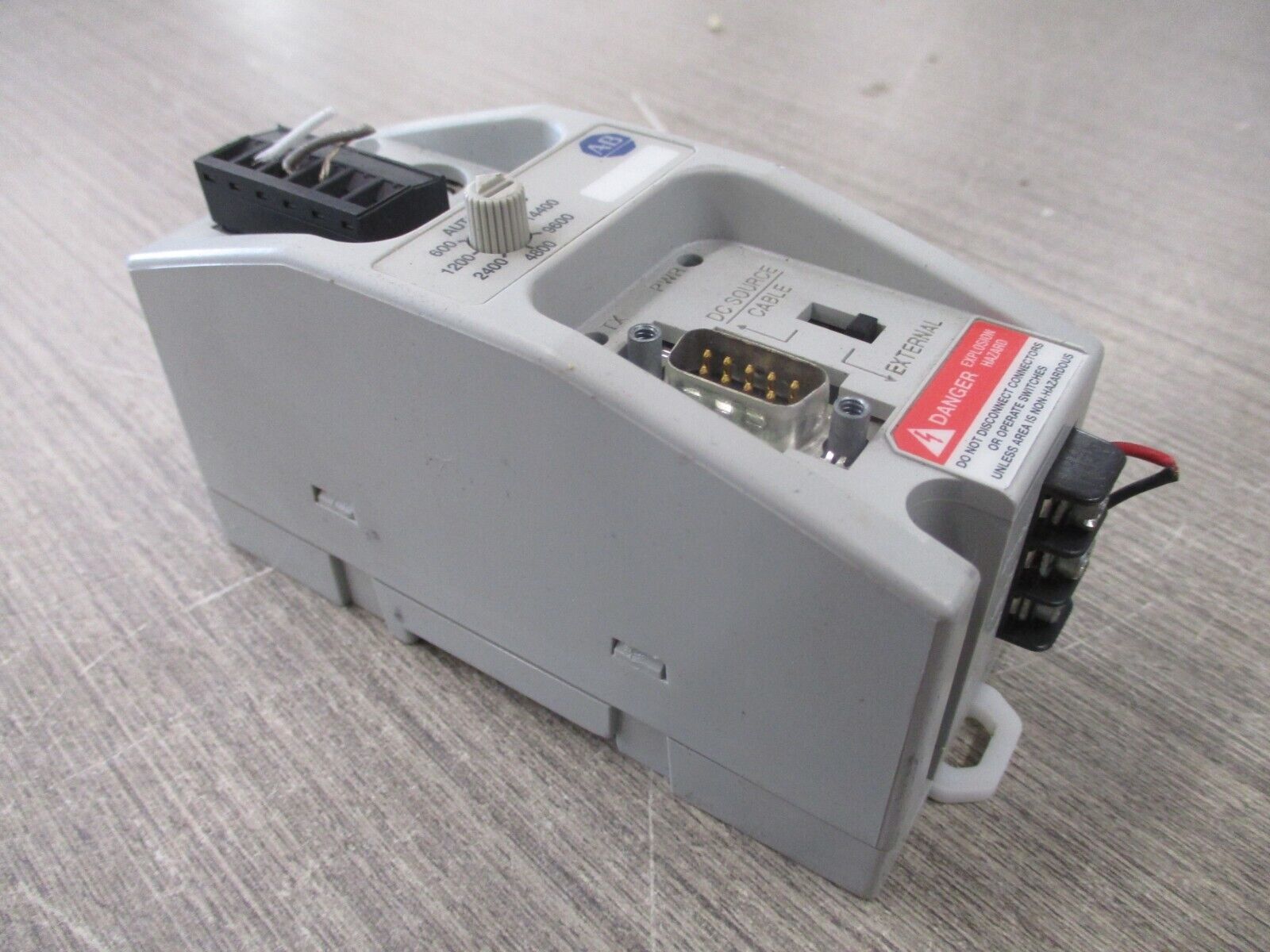 Allen-Bradley Advanced Interface Converter 1761-NET-AIC Ser. A Used