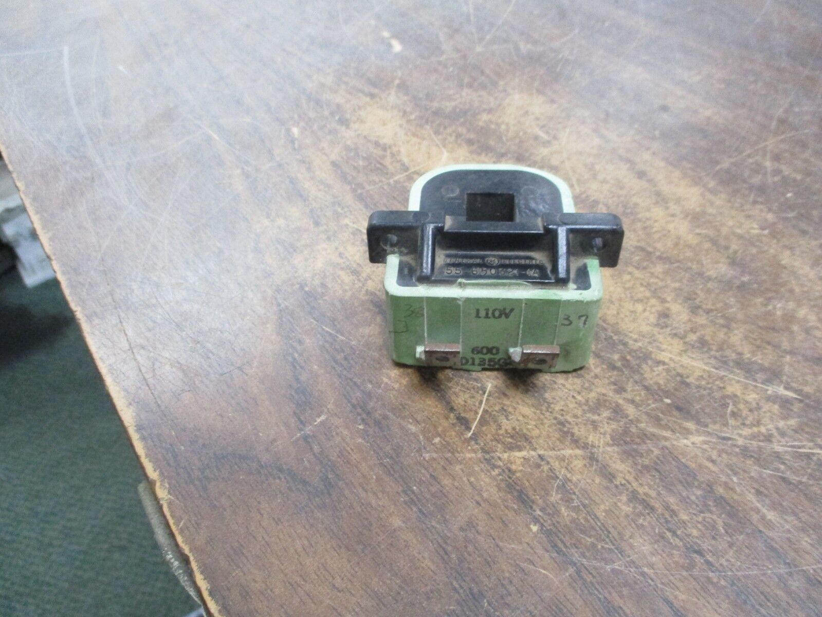 GE Magnetic Coil 22D135G202 110V@60Hz Used