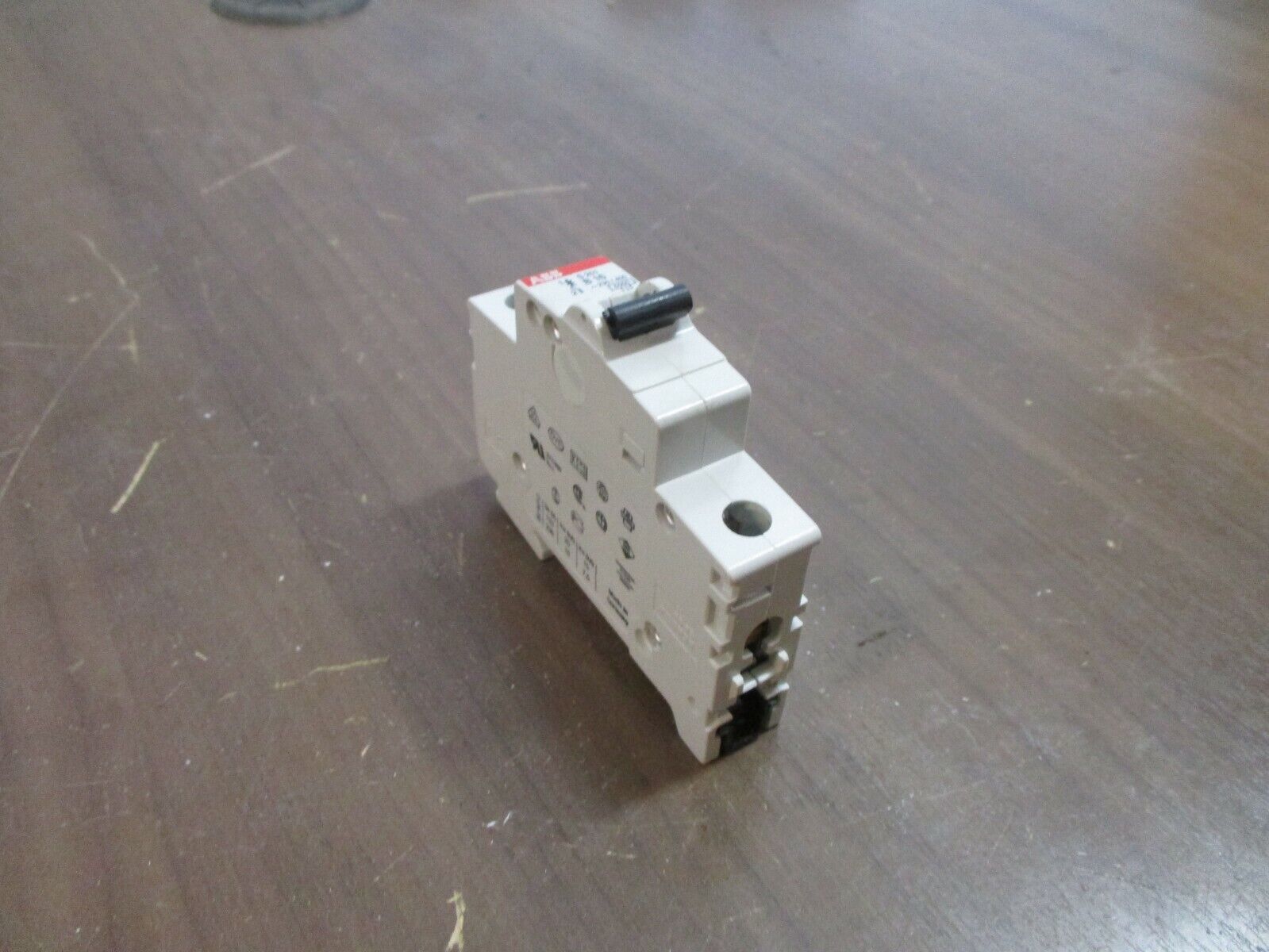 CAT / ABB Circuit Breaker 114-1143 / S201 B16 230/400V 16A 1P New Surplus