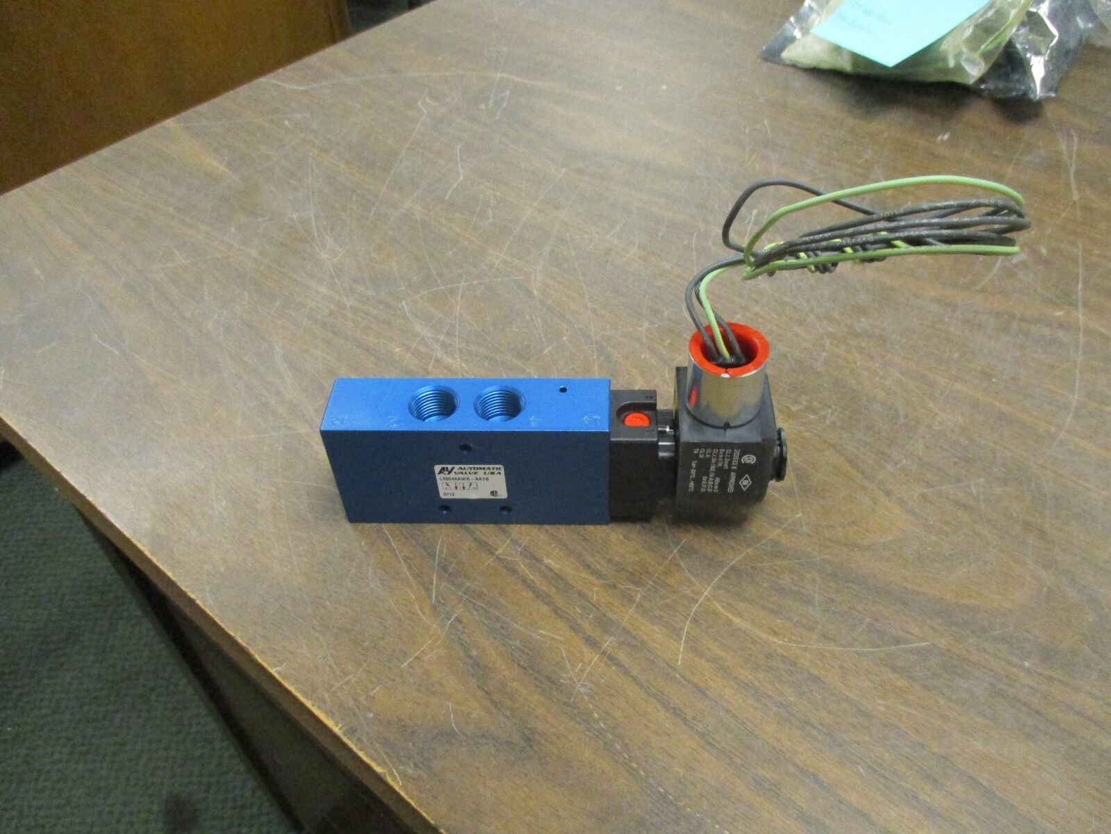 Automatic Valve Solenoid Valve L2004AAWR-AAYB Used