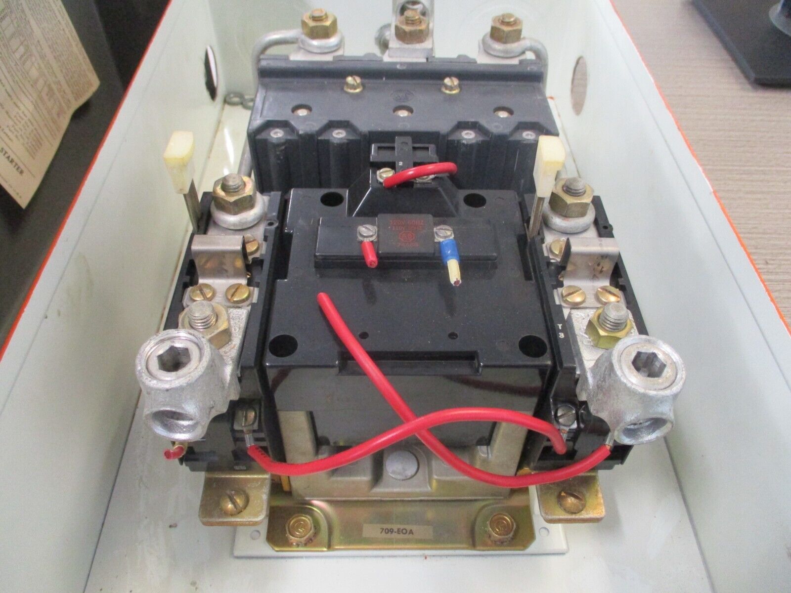 Allen-Bradelly Enclosed Size 4 Starter 709-EAA Ser. K 120V Coil Used.