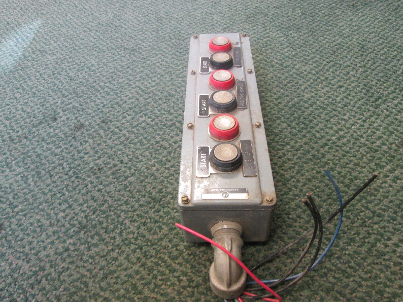 Allen-Bradley Push Button Station 800T-6TZ 6-Position 6-Push Buttons Used