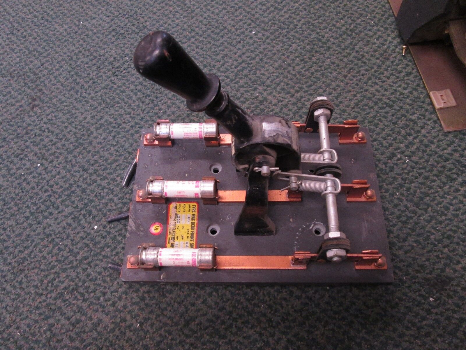 Barkelew Type WAC Dead Front Switch 4432 60A 230V w/ 60A Fuses *Fuses May Vary*