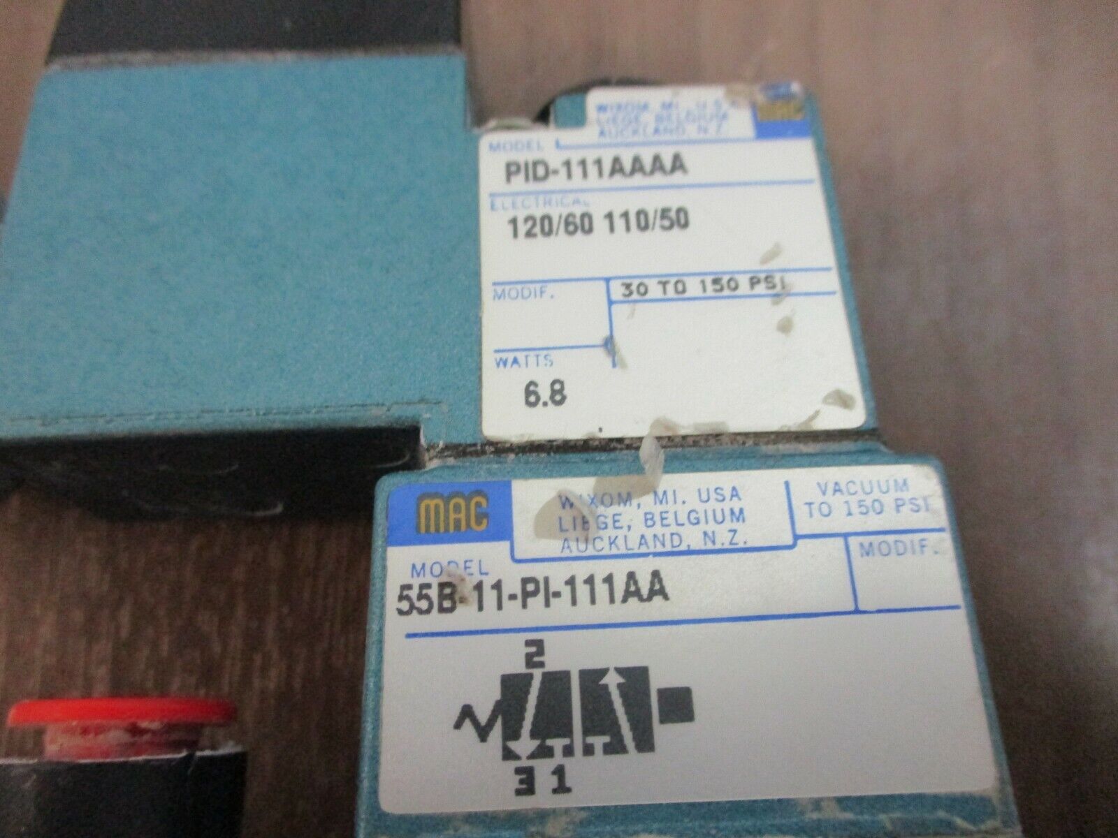 MAC Solenoid Valve 55B-11-PI-111AA VAC to 150 PSI w/ PID-111AAAA Used