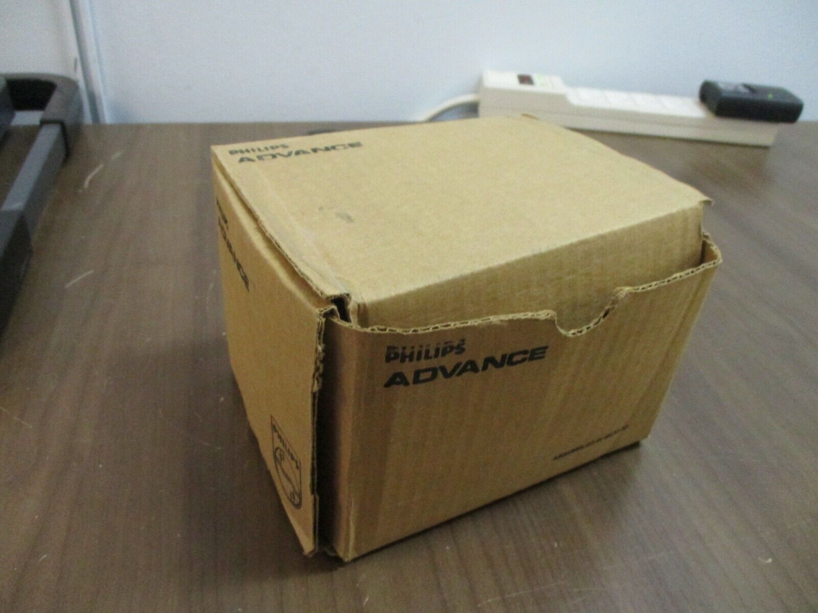 Philips Advance Core & Coil Ballast Kit 71A5492-001D 150W 120/208/240/277V 60Hz
