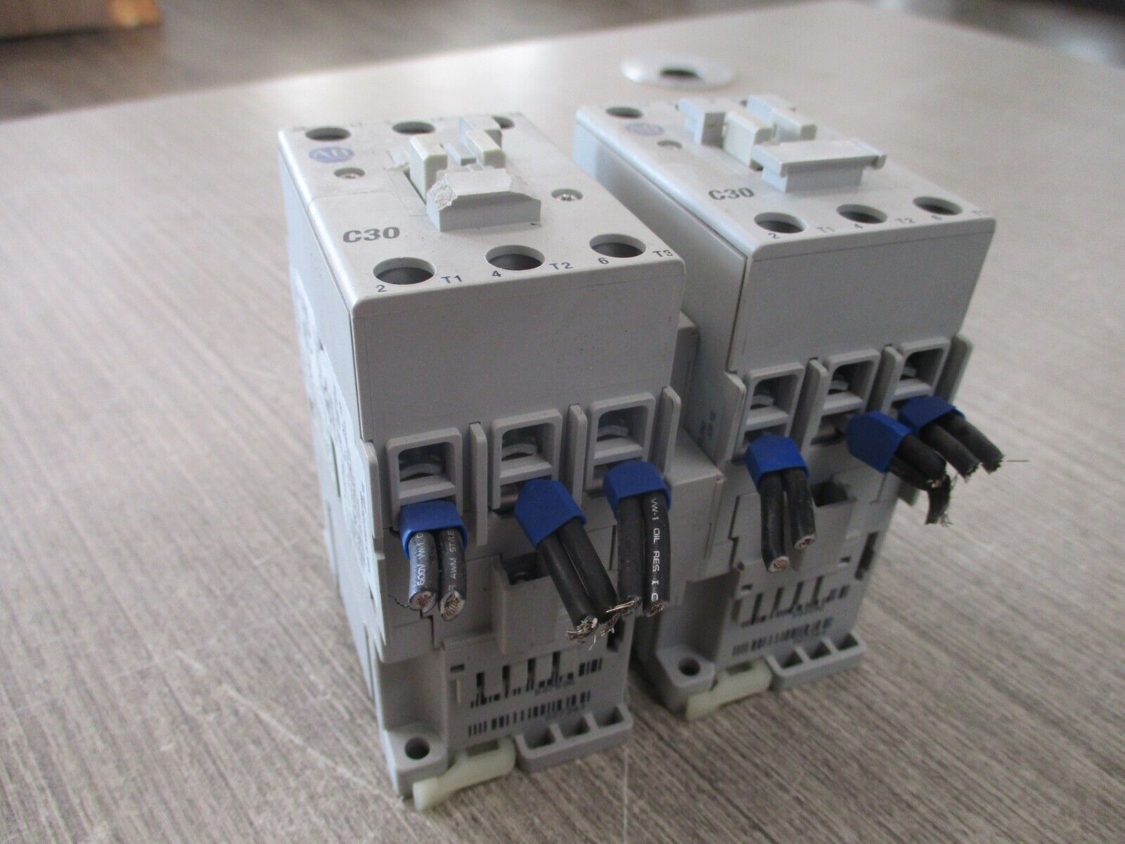 Allen-Bradley Reversing Contactor 100-C30*00 24V Coil 55A 600V Used