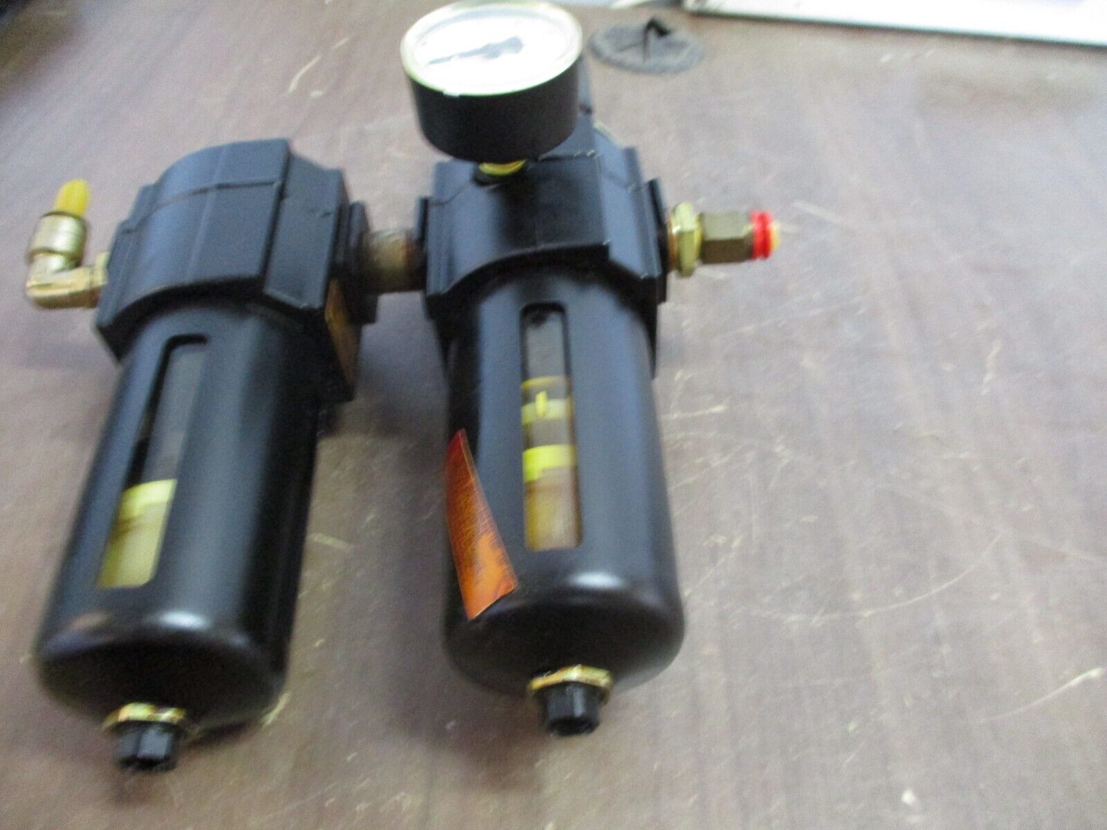 Speedaire Filter Regulator 4ZL01 / 4ZL46 160PSIG Used
