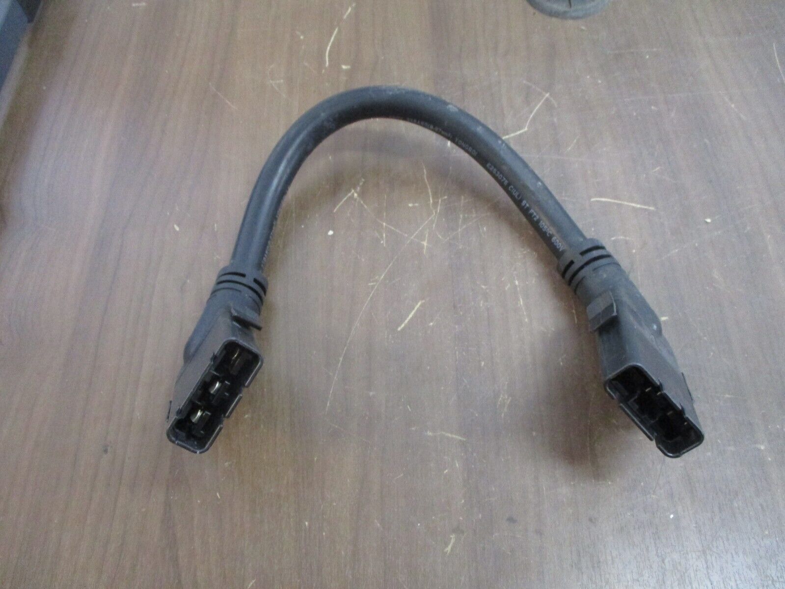 Yongroi Battery Charging Cable E253075 600V Used