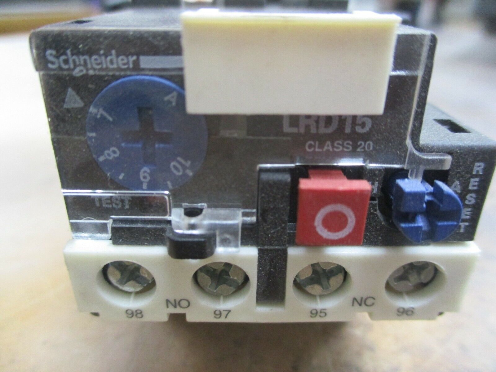 Schneider Electric Solid State Overload LRD1514 Trip: 7-10A Used