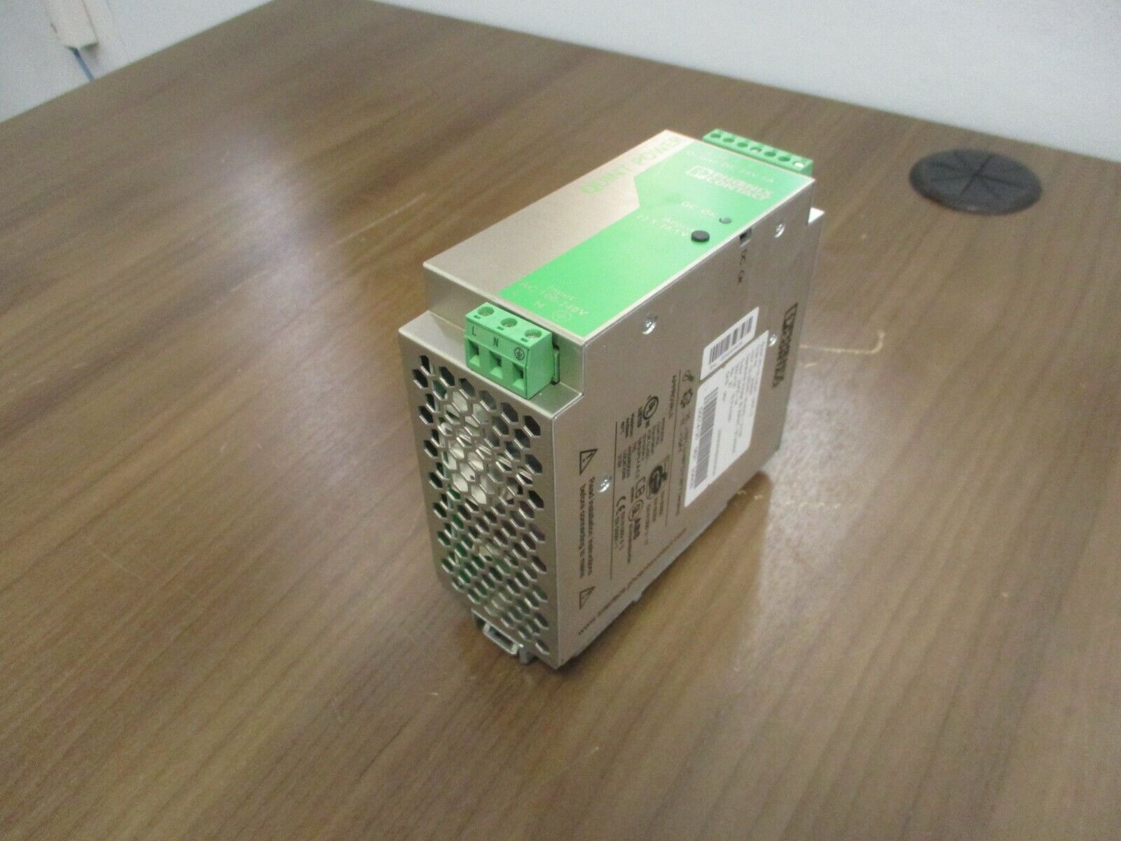 Phoenix Contact Power Supply QUINT-PS-100-240AC/24DC/5 Rev. 20 Used