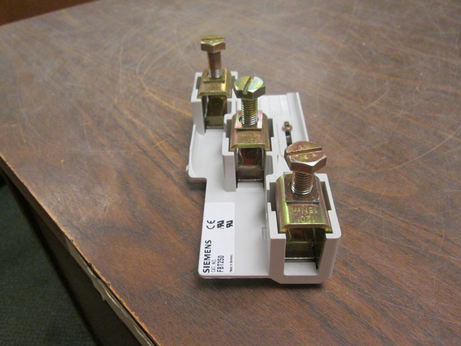 Siemens Fast Bus Terminal Bar FBT250 Used
