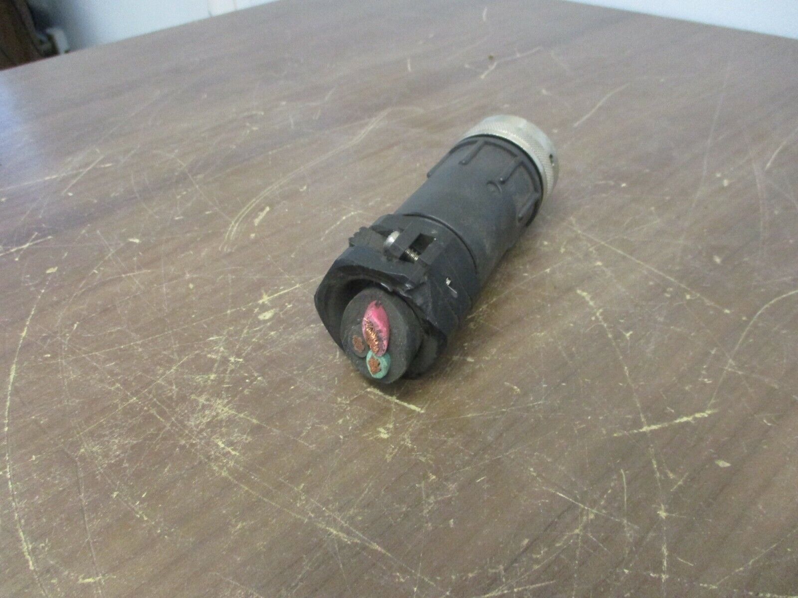 SOURIAU/BURNDY UTG Series Connector 24-7 7-Pin Used **Some Shelf Wear**