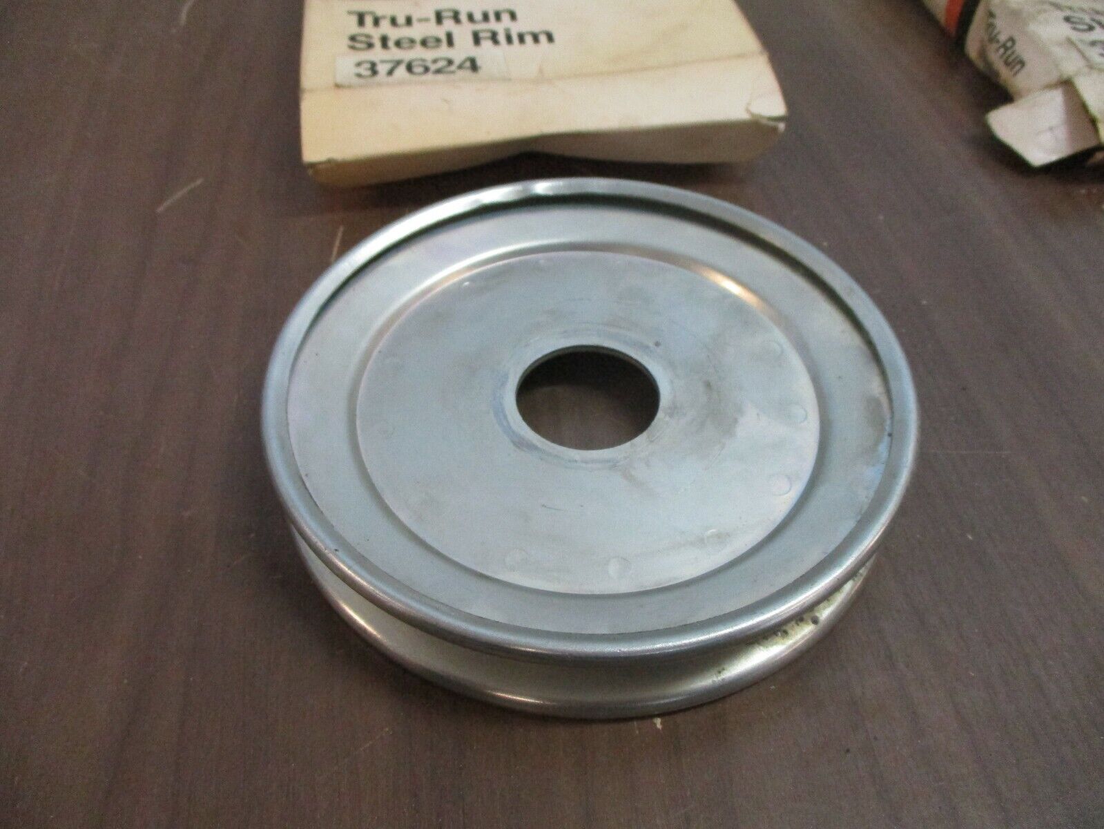 Gates Tru-Run Steel Rim Pulley 37624 *Lot of 2* New Surplus