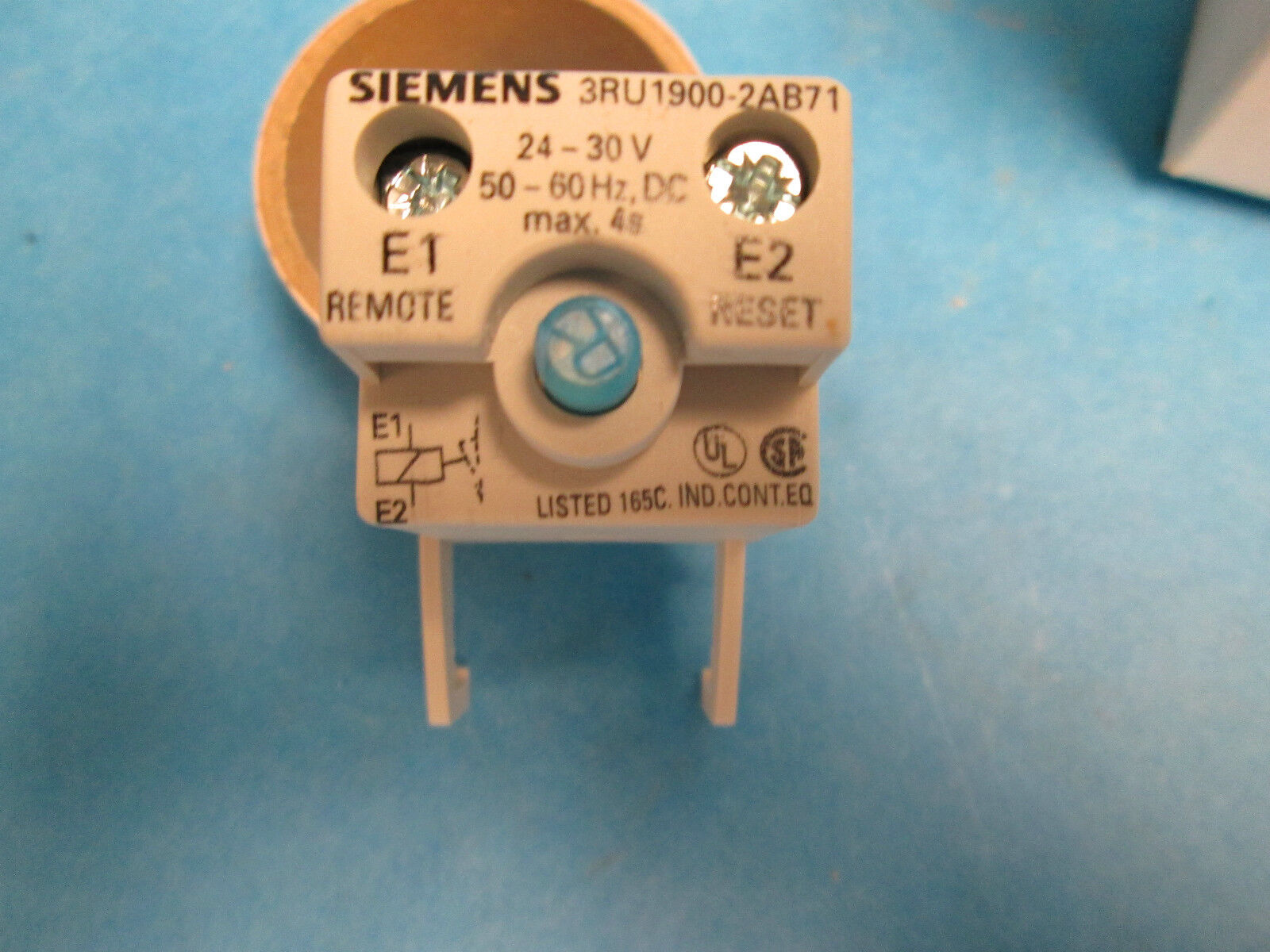 Siemens Remote Reset 3RU1900-2AB71 24-30V  50/60Hz AC