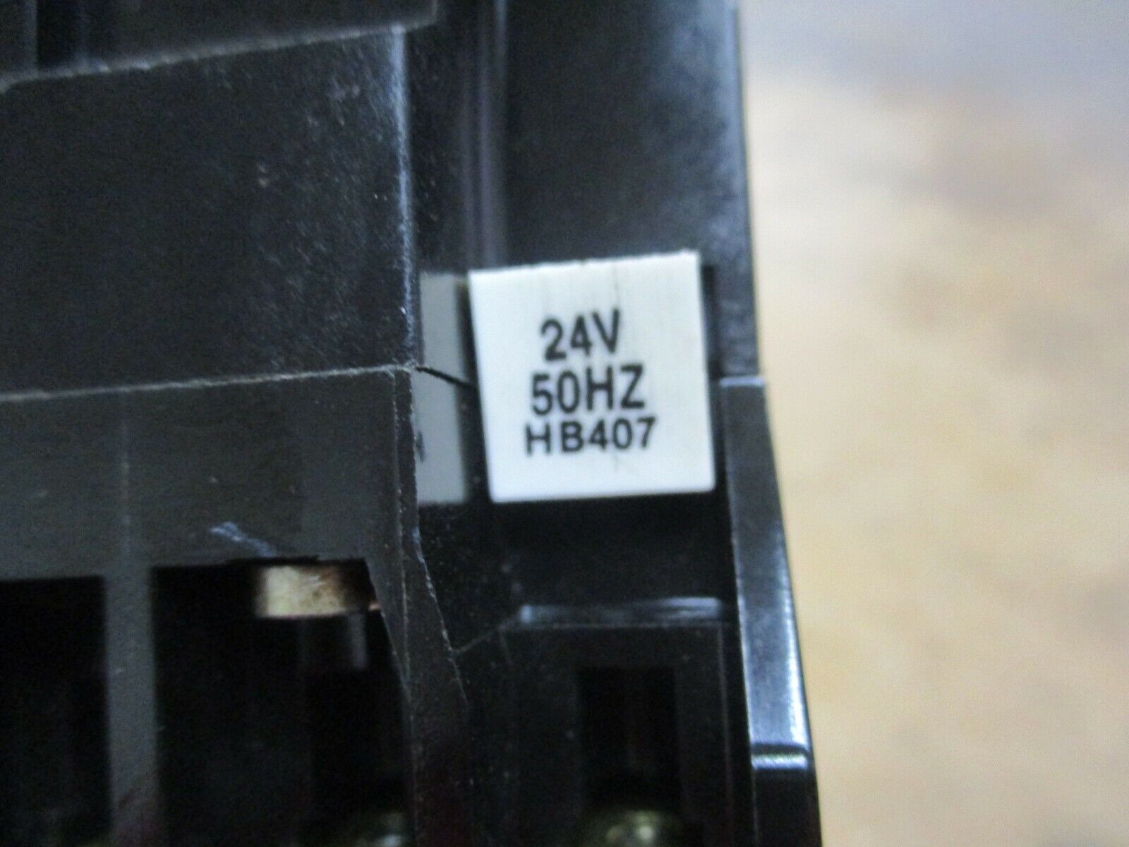 Allen-Bradley Contactor 100-A18NK3 Ser. C 24V 50Hz Coil 18A 600V Used