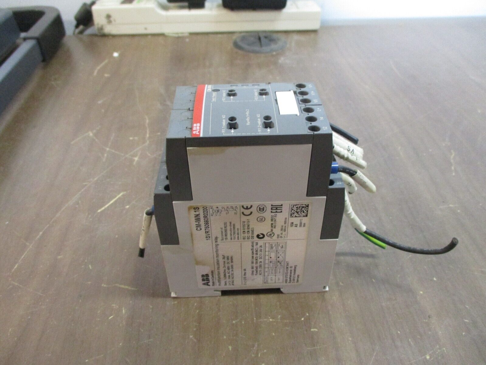 ABB CM-IWN.1S Multifunction Insulation Monitoring Relay 1SVR750660R0200 Used