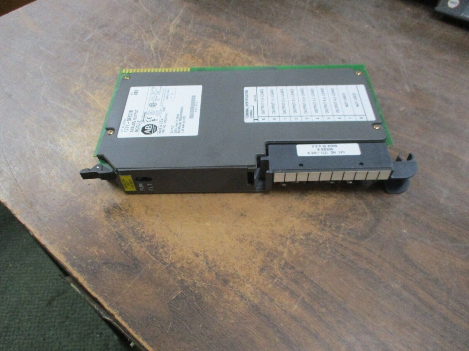 Allen-Bradley Analog Output Module 1771-OFE2/B Ser. B Rev. AB3 F/W Rev. B Used