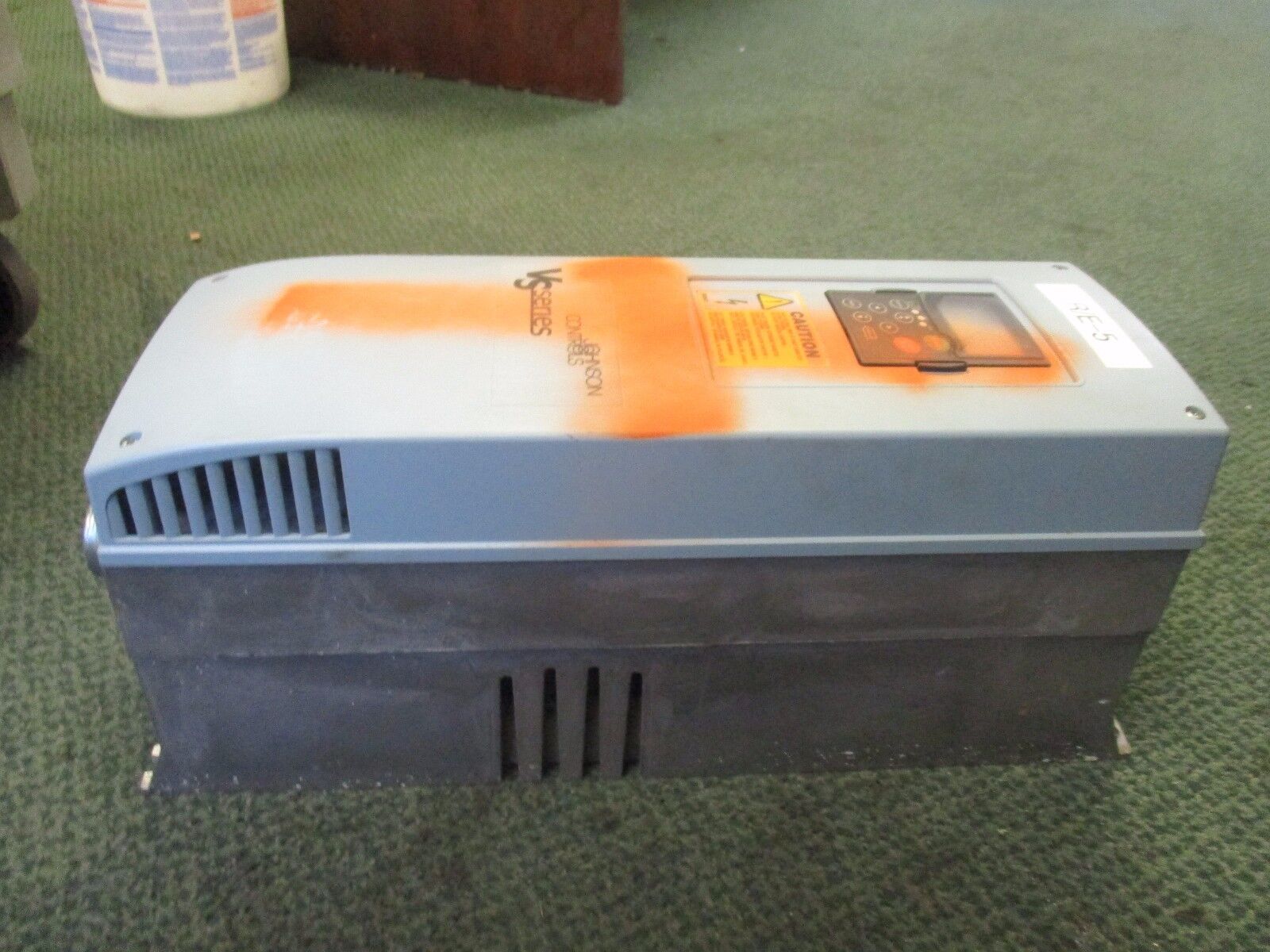 Johnson Controls VS Series AC Drive VS025410A-L0000 25HP Used