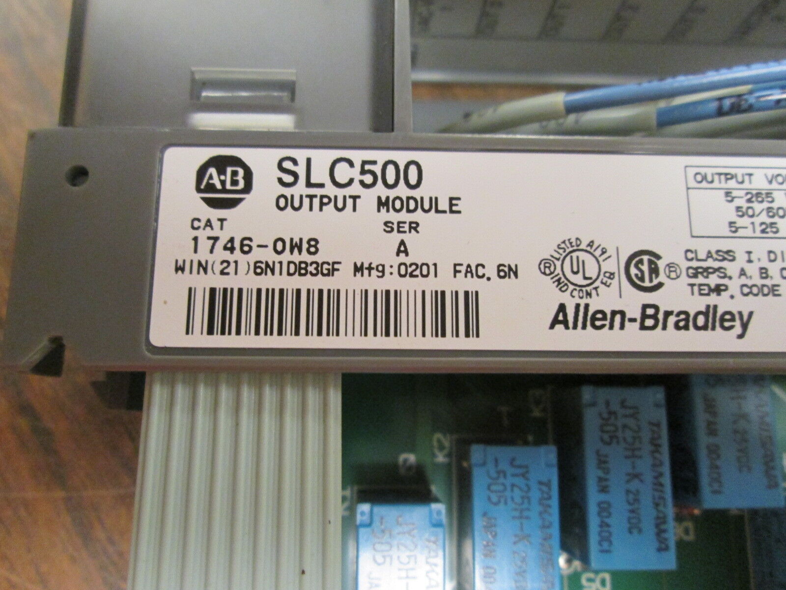 Allen-Bradley SLC 500 Output Module 1746-OW8 Ser. A Used