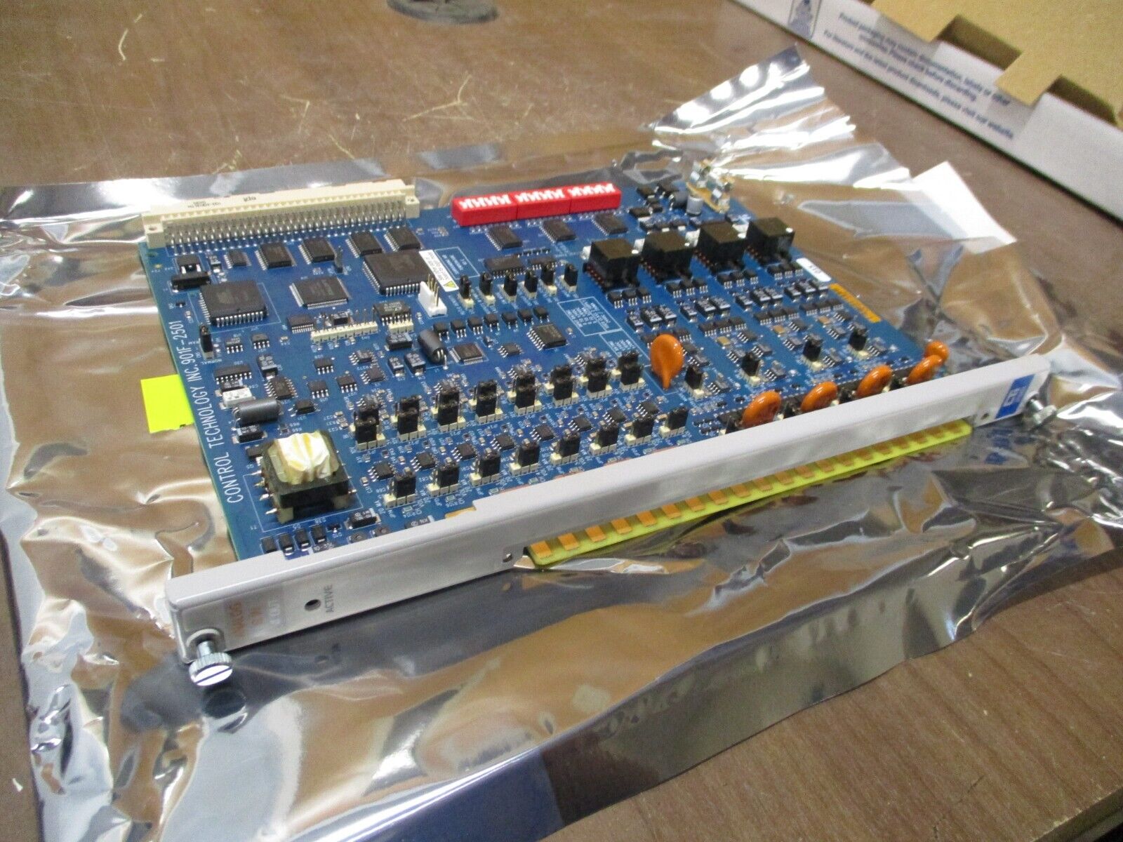 Control Technology Analog I/O Module 2501 Rev. 015 8 In / 4 Out New Surplus