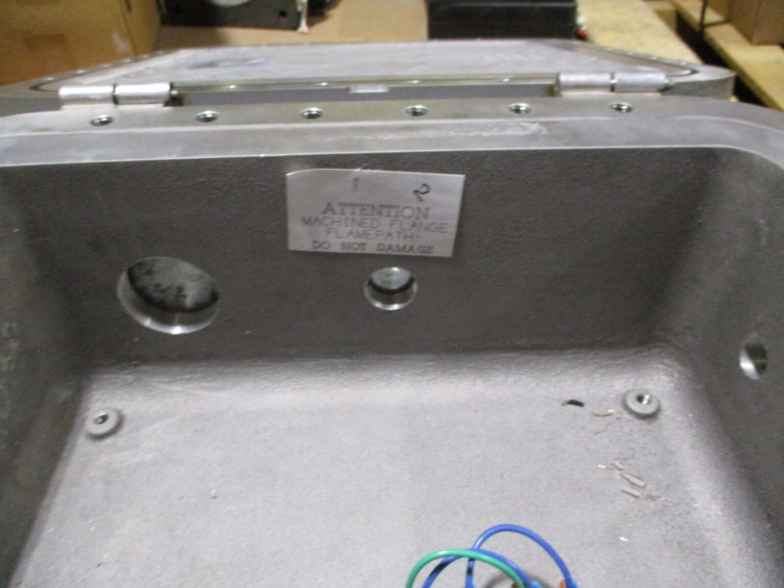 Hubbell Killark Quantum Explosion-Proof Enclosure EXB-16166 N34 Size: 16"x16"x6"