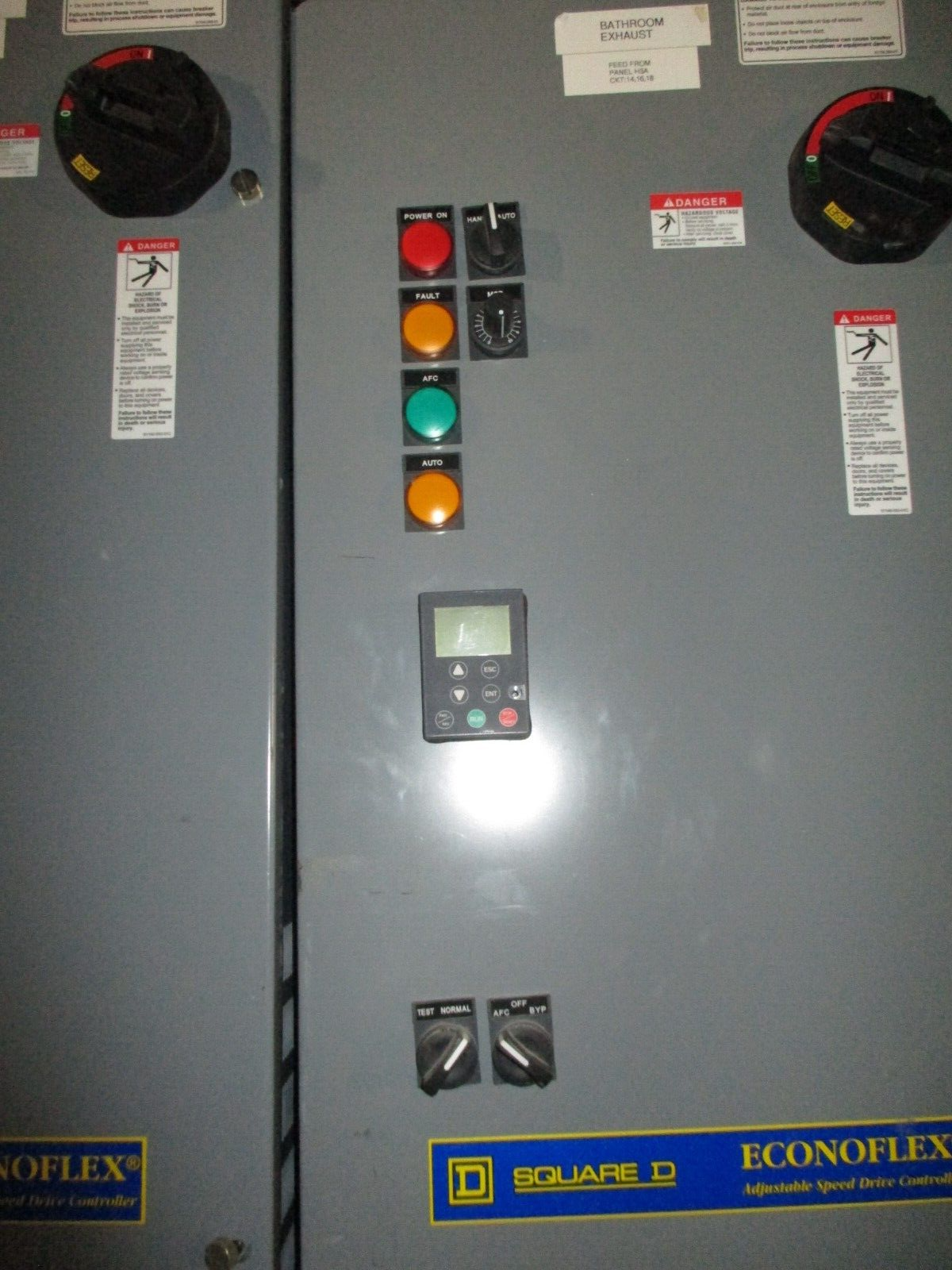 Square D EconoFlex Altivar AC Drive w/ Bypass 8839 58ECG4VY Ser. A 1HP 3Ph Used