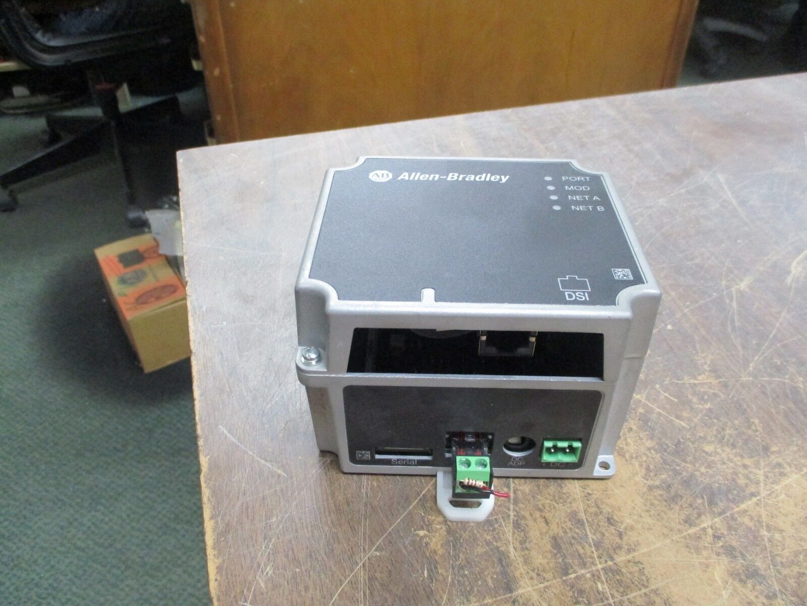 Allen-Bradley External Power Base 22-XCOMM-DC-BASE 24VDC 830mA Used