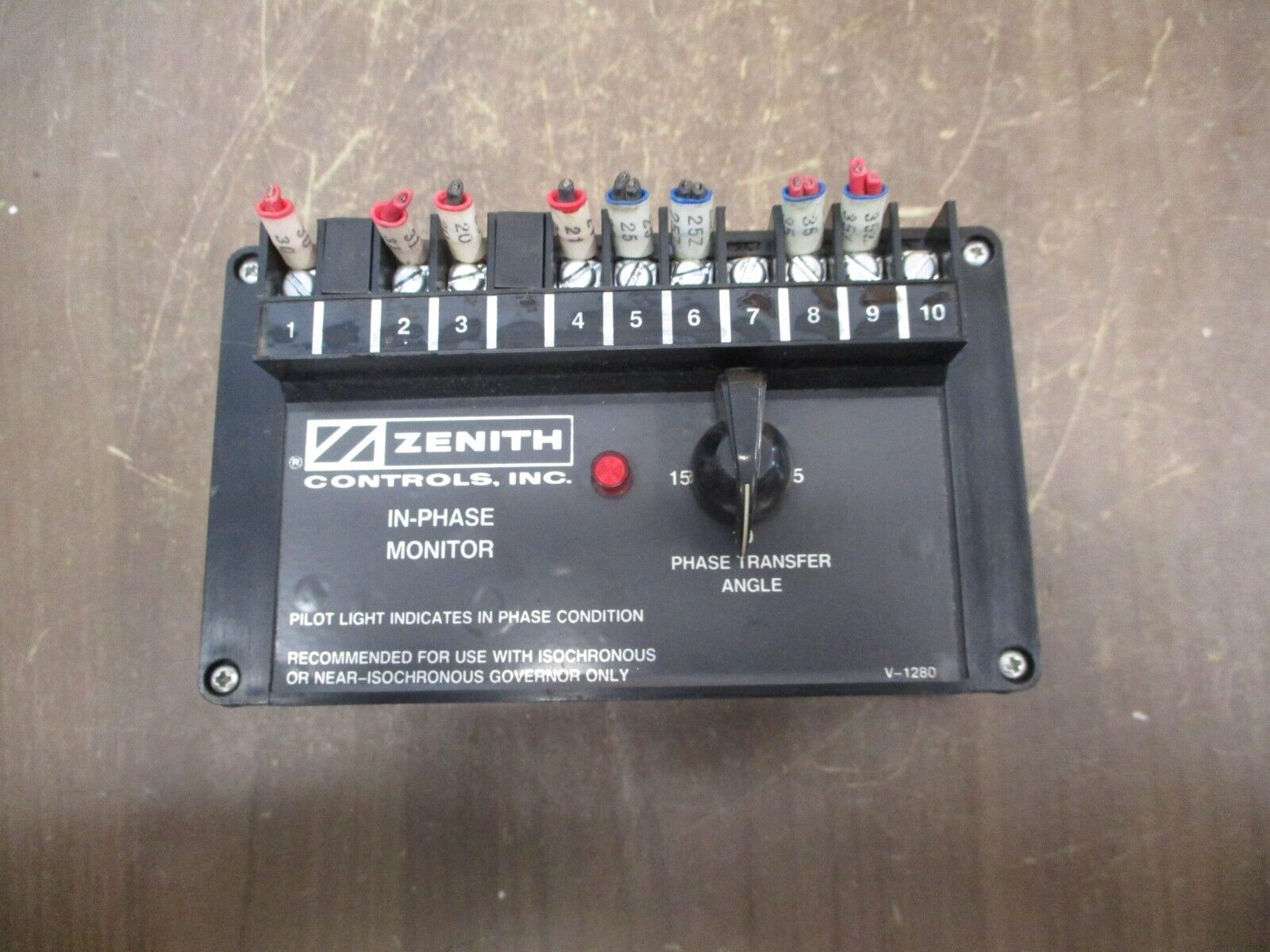Zenith Controls In-Phase Monitor K-1199 208V 50/60Hz Used