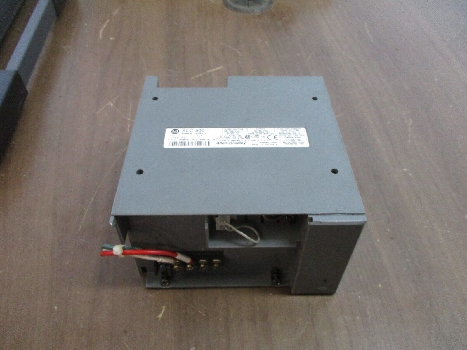 Allen-Bradley SLC 500 Power Supply 1746-P2 Ser. C Used