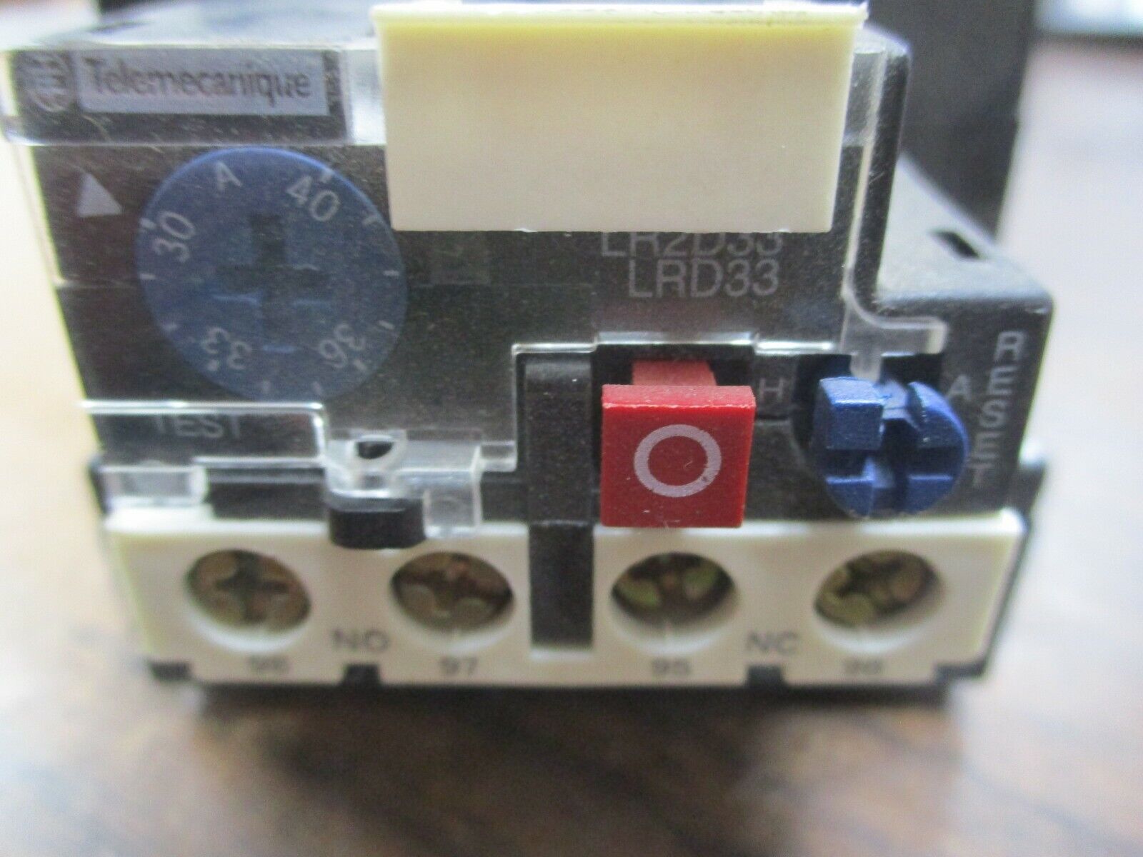 Schneider Electric Solid State Overload LRD3355/LR2D3355 Trip: 30-40A Used