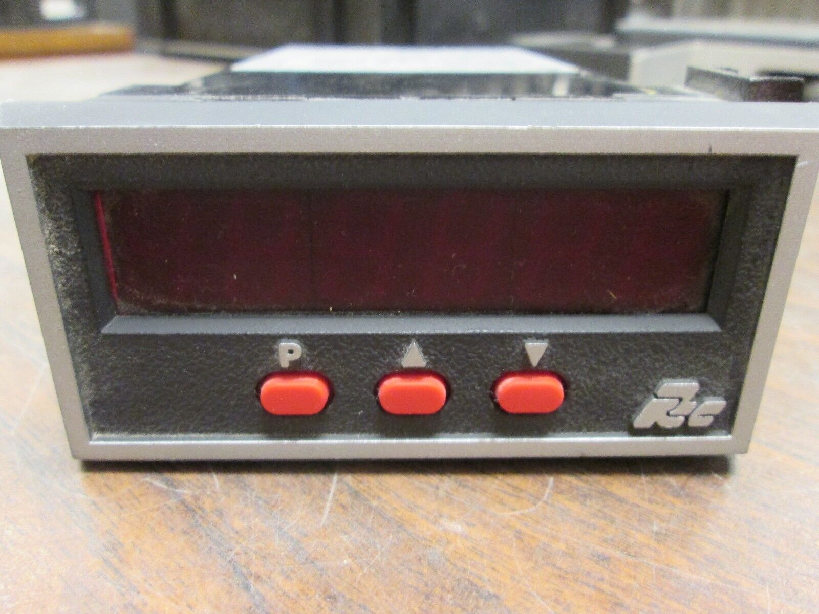 Red Lion Controls Digital Meter IMI04103 120/240VAC 5A Used