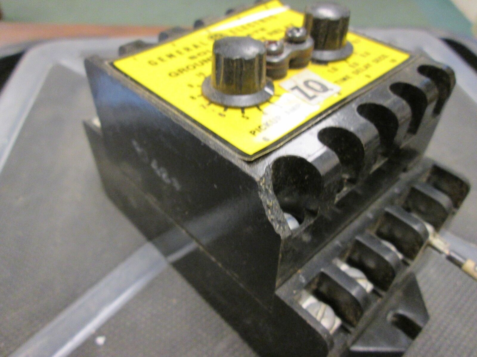 GE Solid State Ground Relay TGMR1  Chipped Corner 2-12A .1-1 Time Delay