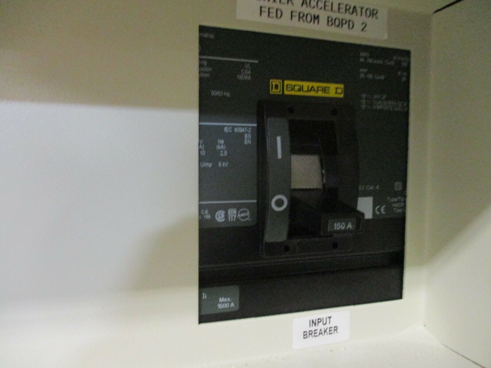 Transtector Triple Output Power Conditioner 8DLNX-110K(i)-700A/VS Used
